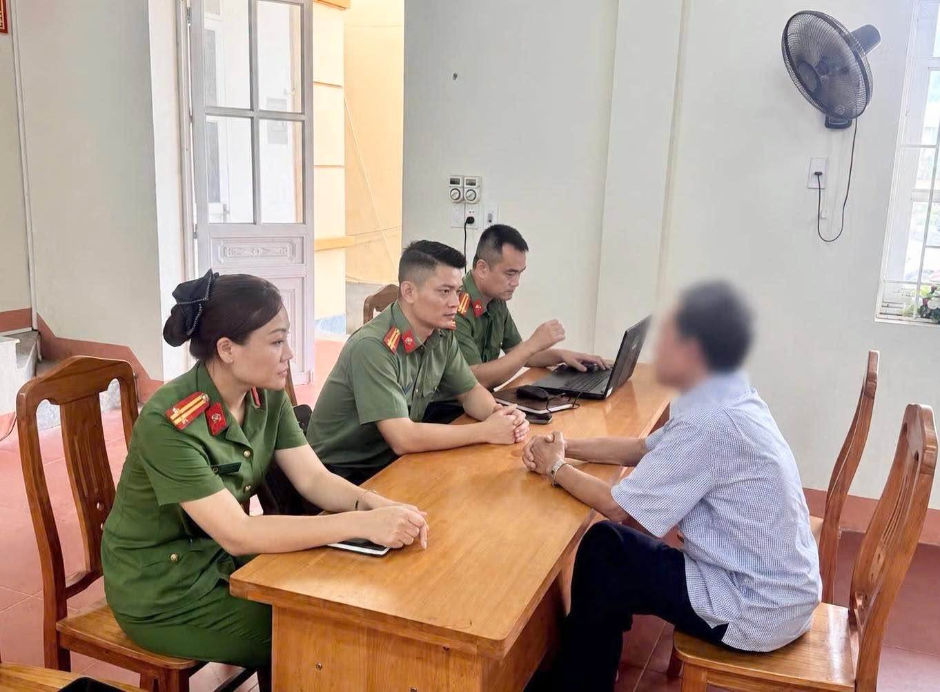 XỬ PHẠT TRƯỜNG HỢP CHIA SẺ THÔNG TIN SAI SỰ THẬT TRÊN MẠNG XÃ HỘI FACEBOOK
