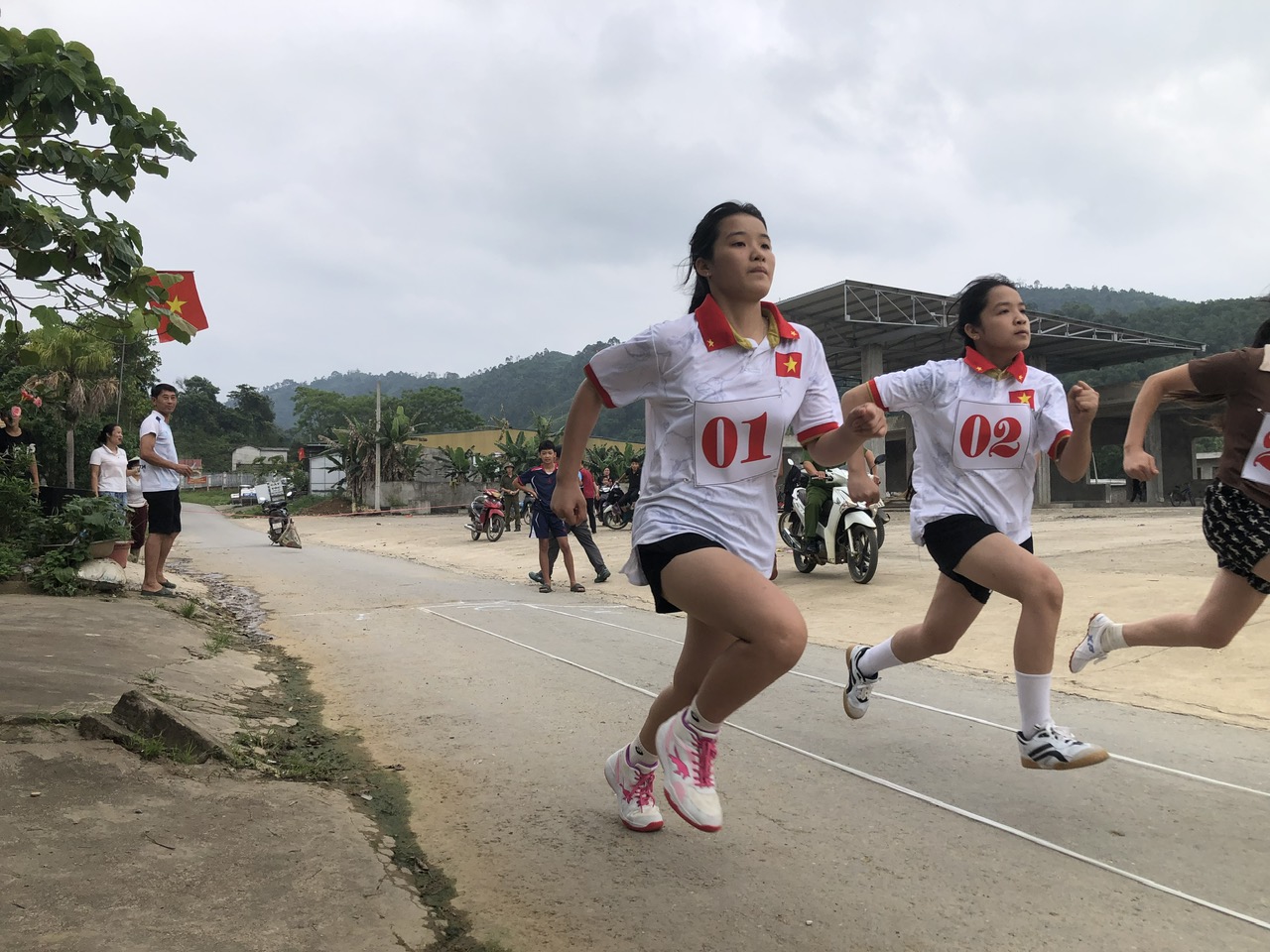 z7759372448708_b9d6bb24b5ac1a57ffe736b0edffa51a - Sao chép.jpg