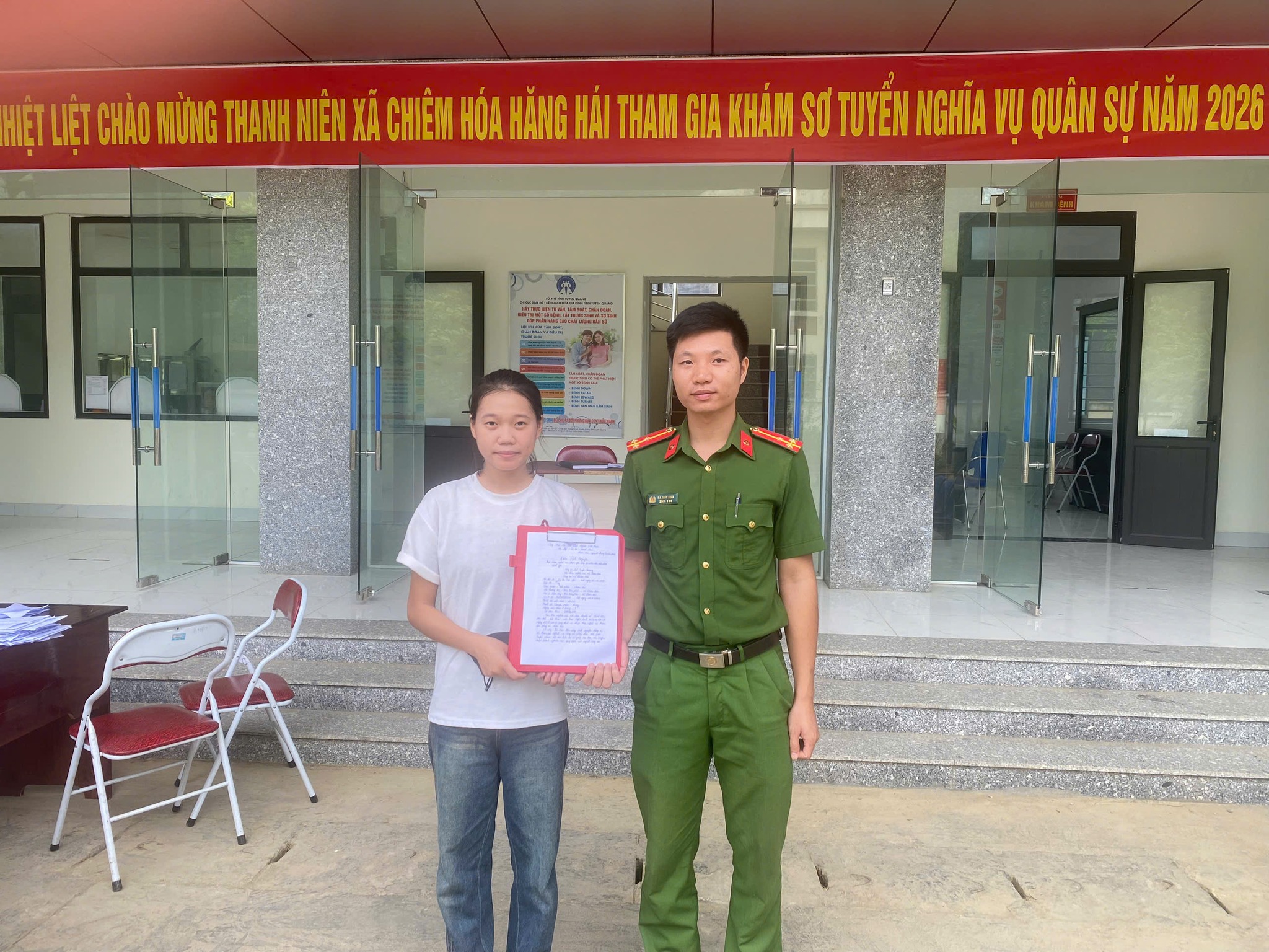 NỮ CÔNG DÂN XÃ CHIÊM HOÁ TÌNH NGUYỆN THAM GIA NGHĨA VỤ CÔNG AN NHÂN DÂN NĂM 2026