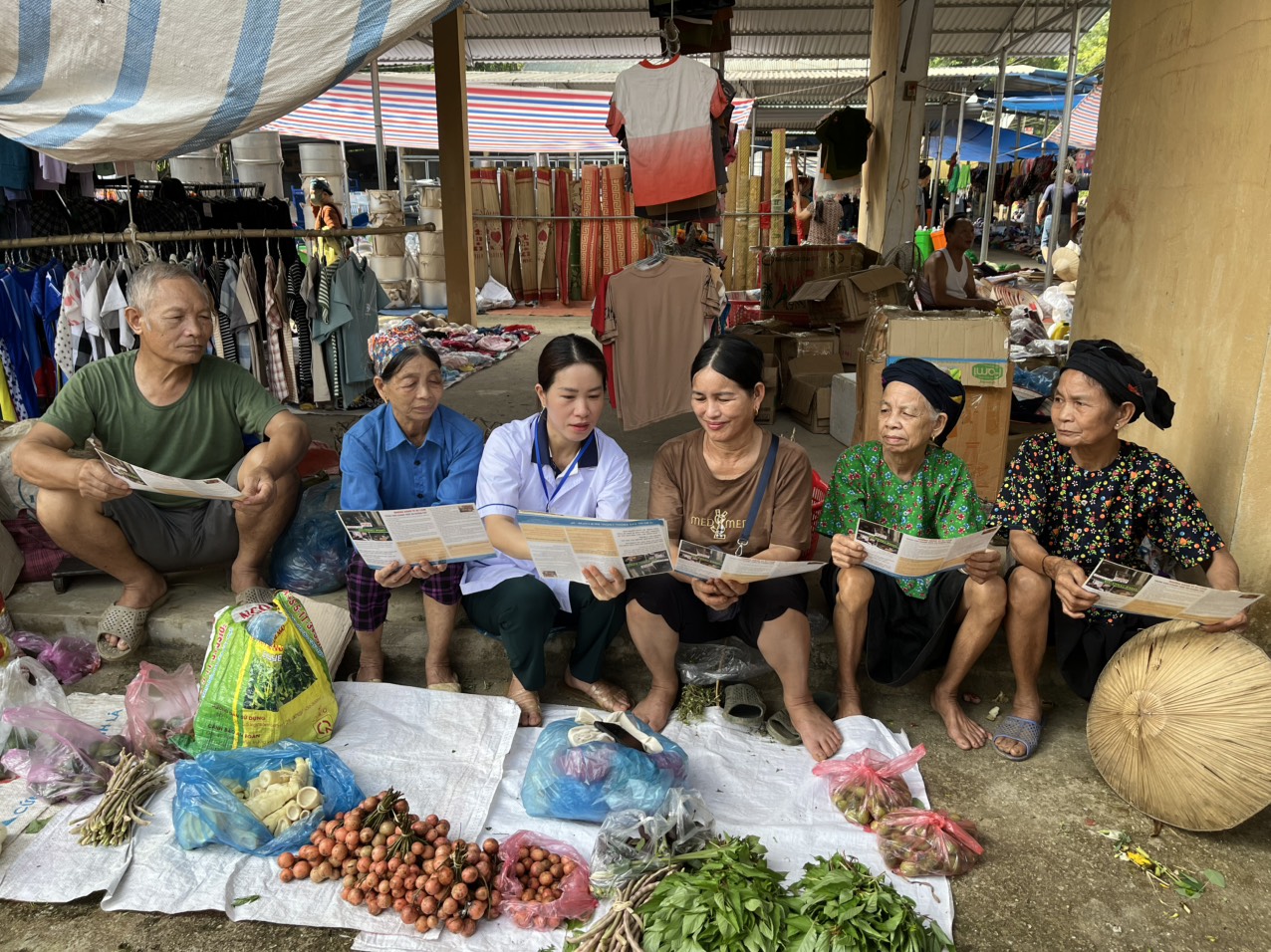 Trung tâm Y tế khu vực Quang Bình truyền thông phòng chống ngộ độc thực phẩm và phòng bệnh viêm gan vi rút
