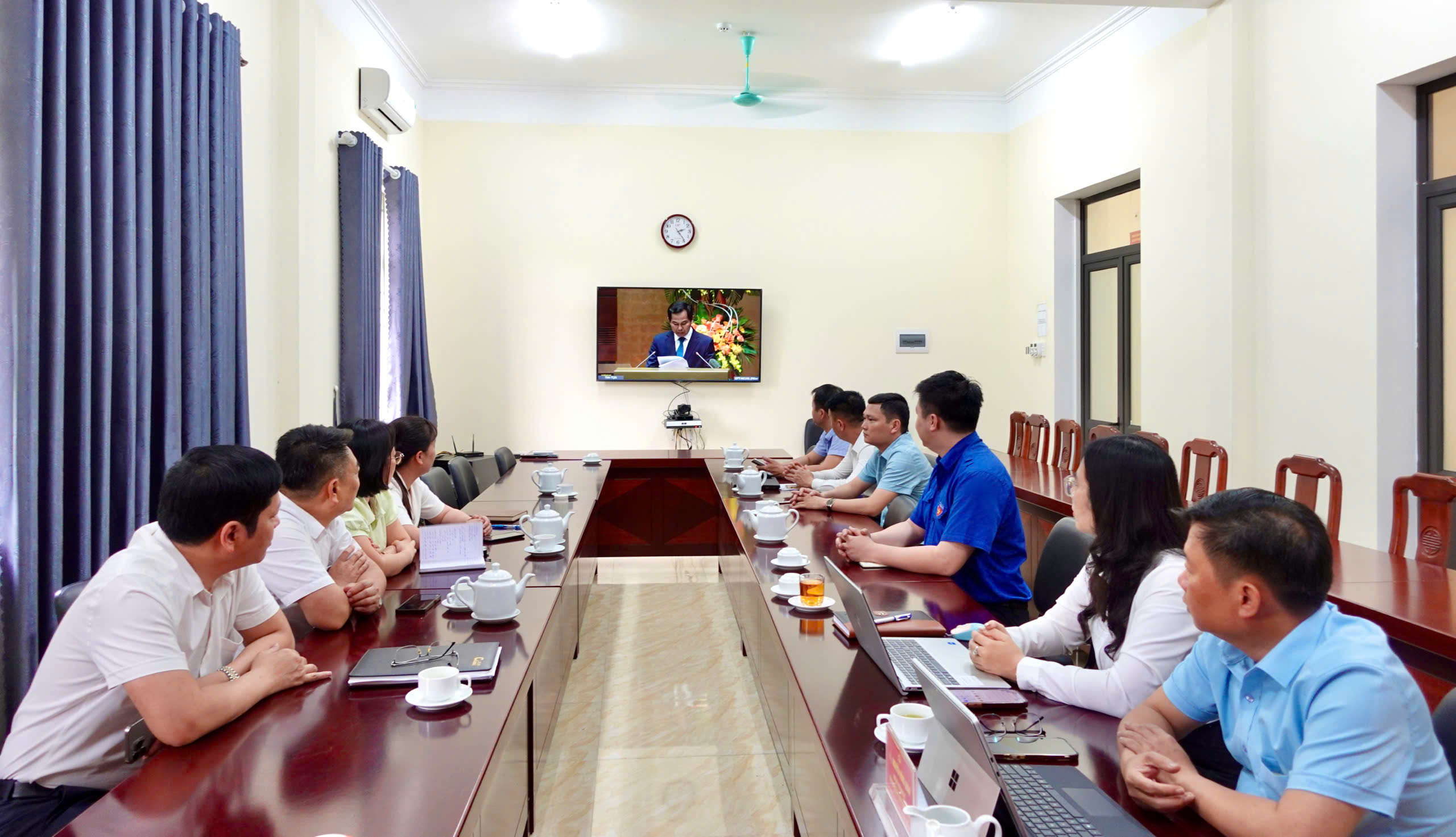 Phường Bình Thuận tham dự Hội nghị toàn quốc tổng kết công tác bầu cử đại biểu Quốc hội khóa XVI và đại biểu HĐND các cấp nhiệm kỳ 2026 - 2031