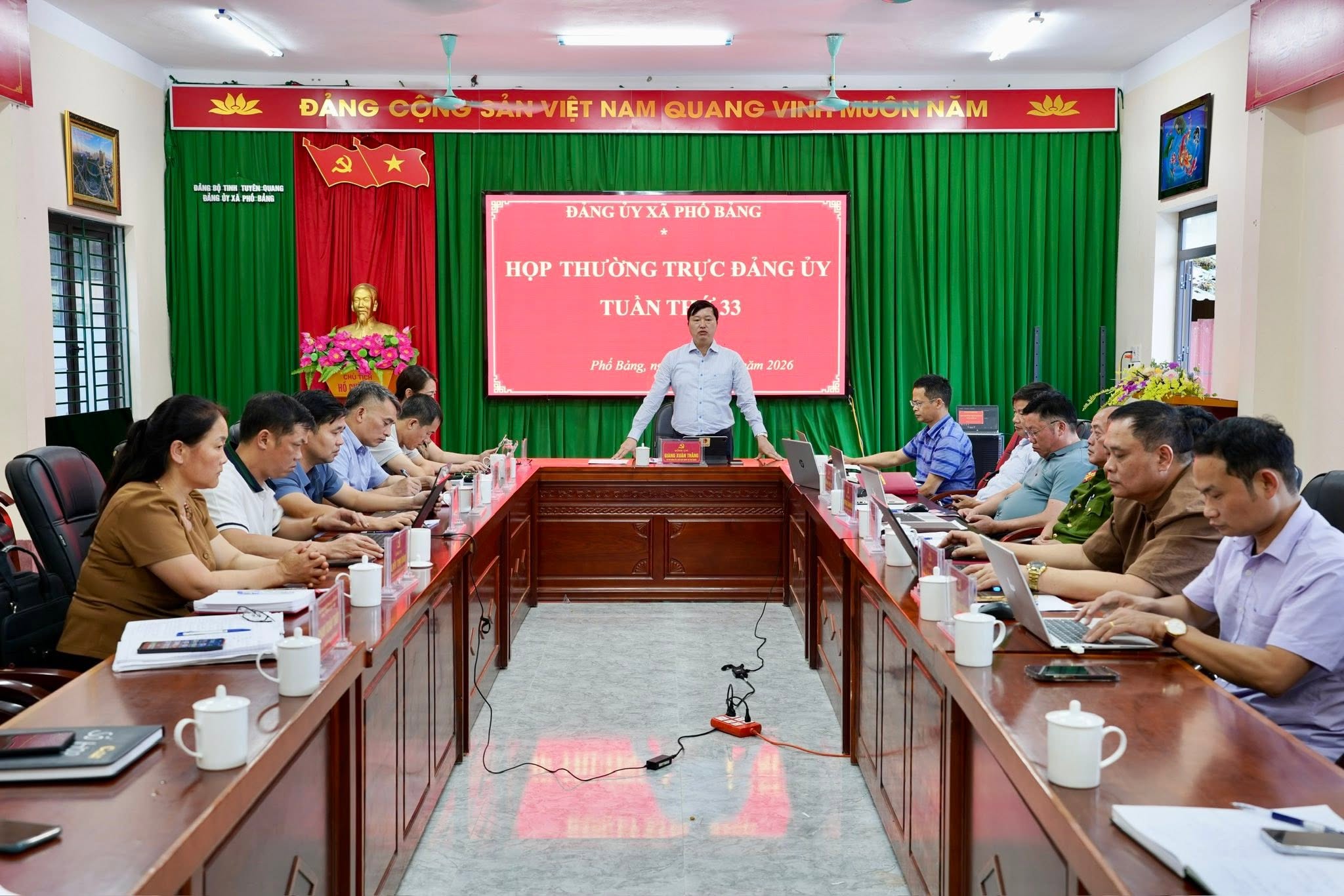 XÃ PHỐ BẢNG TỔ CHỨC PHIÊN HỌP THƯỜNG TRỰC ĐẢNG ỦY TUẦN 33 NĂM 2026