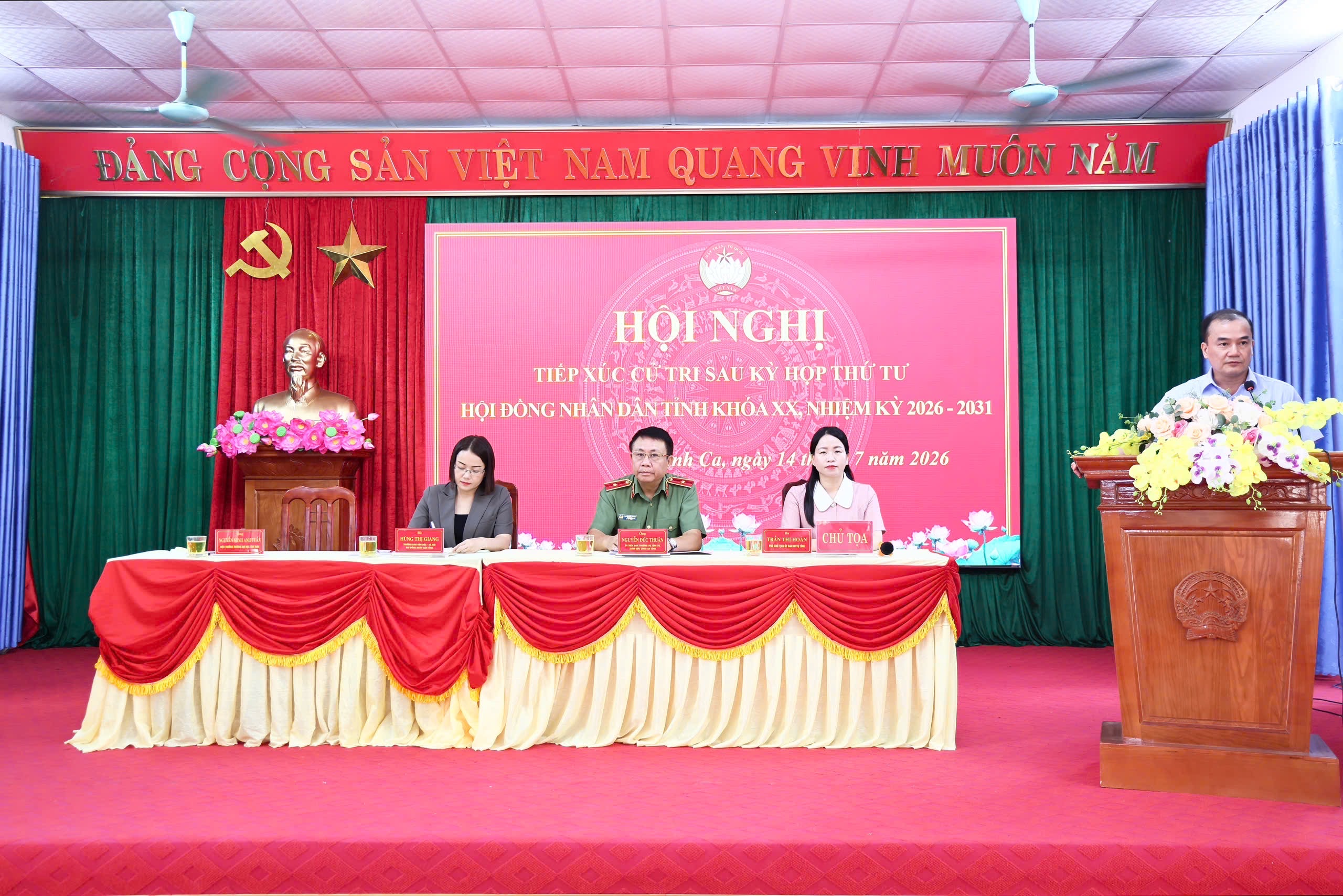 TỔ ĐẠI BIỂU SỐ 07 HĐND TỈNH TUYÊN QUANG TIẾP XÚC CỬ TRI TẠI XÃ BÌNH CA
