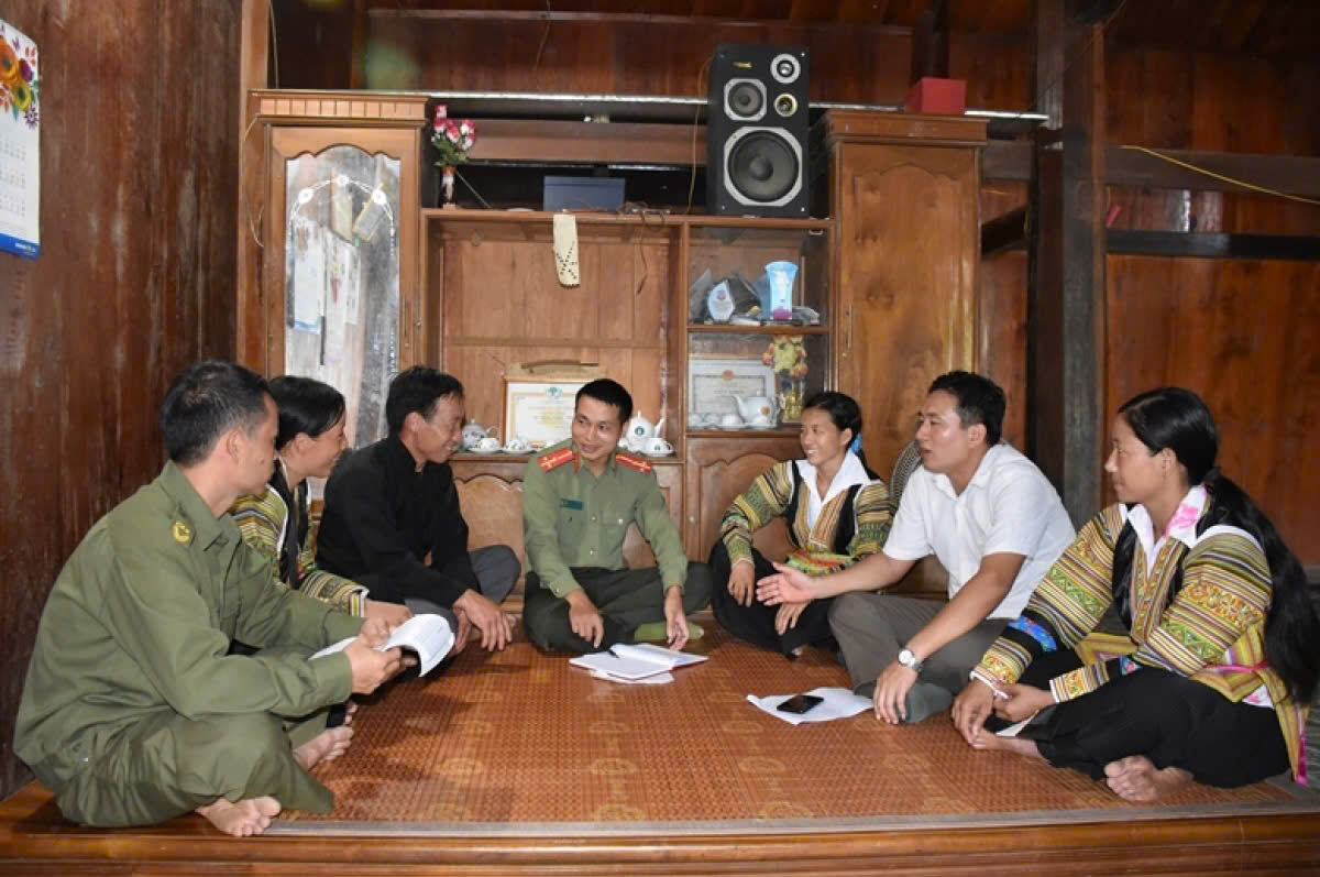 Phát huy vai trò của người có uy tín trong bảo đảm an ninh trật tự trên địa bàn tỉnh 