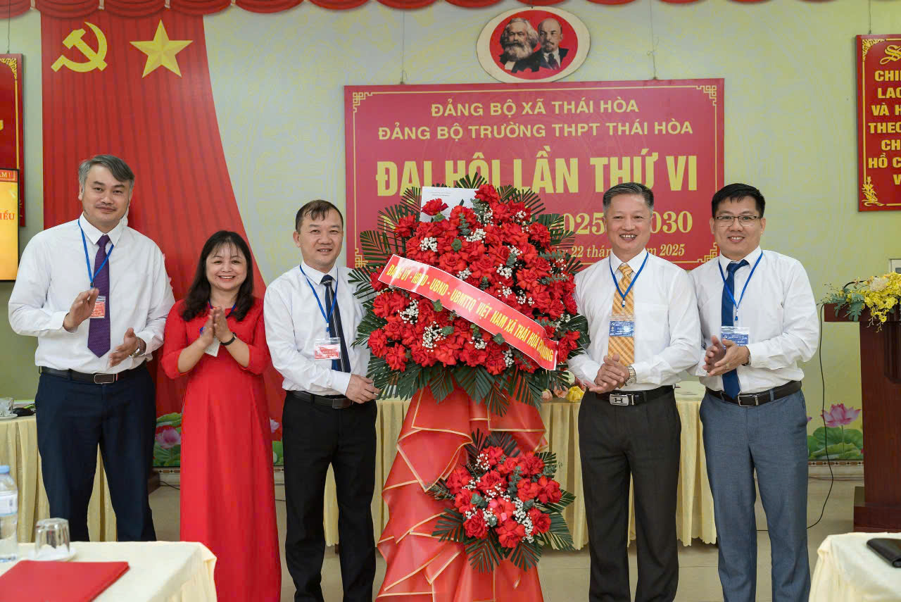 Đại hội Đảng bộ Trường THPT Thái Hoà lần thứ VI, nhiệm kỳ 2025 - 2030.