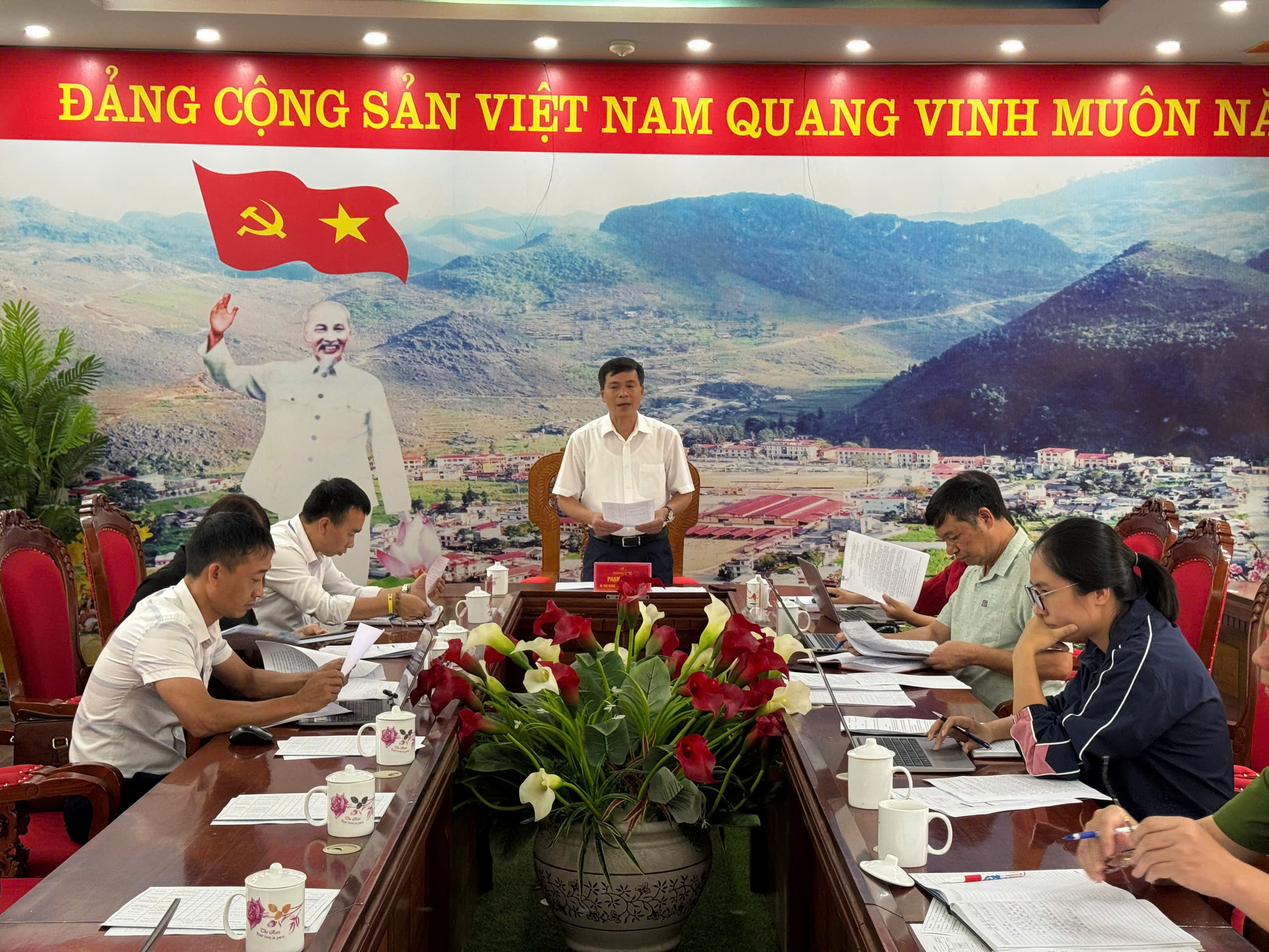Ban Chỉ đạo sắp xếp thôn, tổ dân phố xã Mèo Vạc họp phiên thứ hai