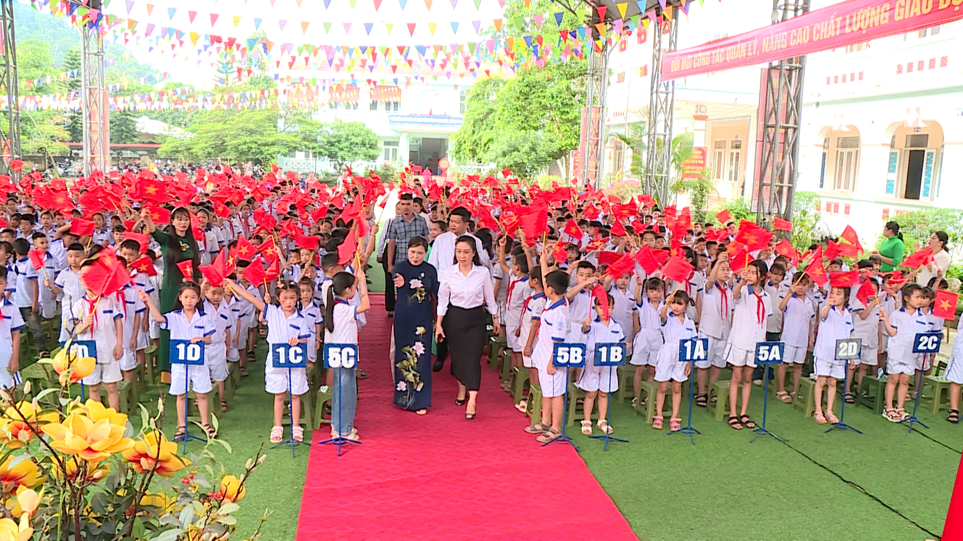 Trường Tiểu học thị trấn Na Hang long trọng tổ chức Lễ Khai giảng năm học mới 2025 - 2026