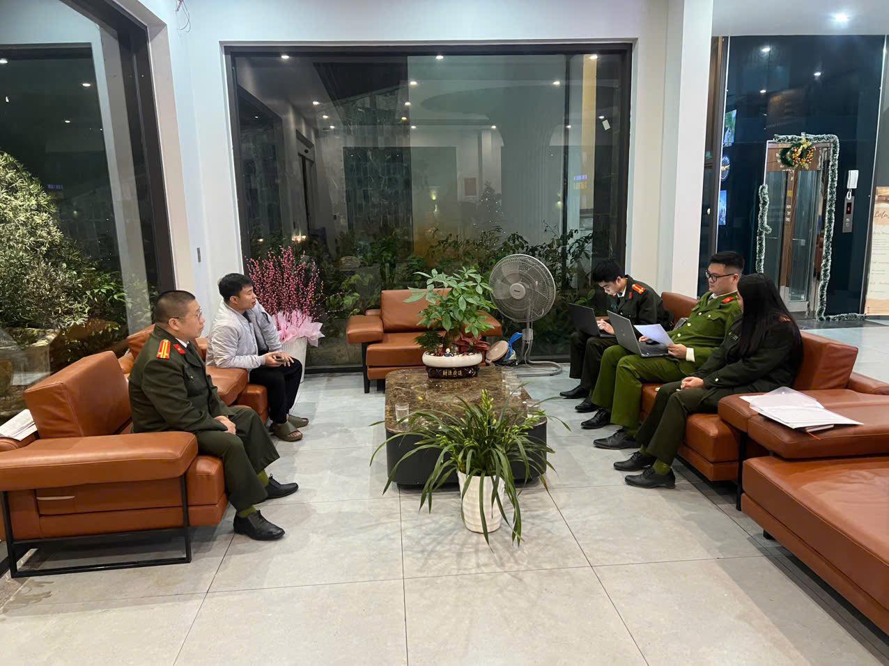 Công an phường Hà Giang 2 triển khai kế hoạch đợt cao điểm tấn công trấn áp tội phạm, bảo đảm an ninh trật tự bảo vệ Đại hội đại biểu toàn quốc lần thứ XIV của Đảng