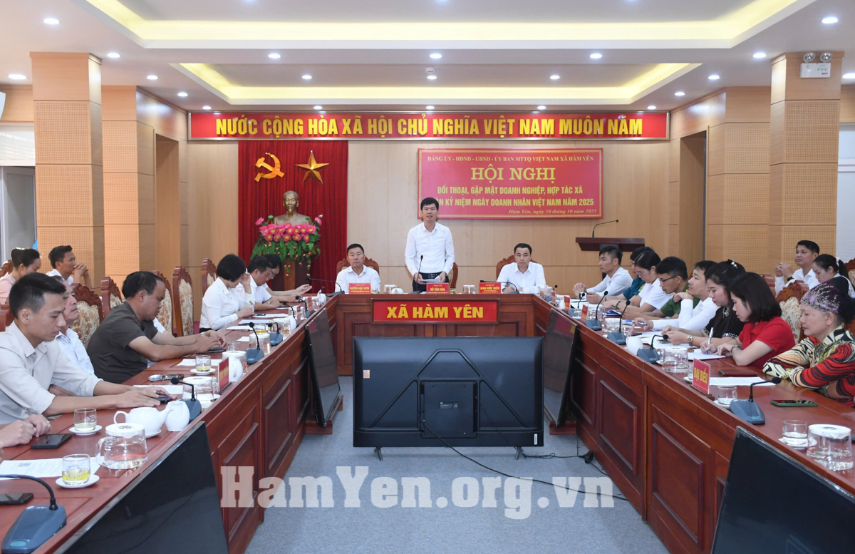 Hàm Yên đối thoại gặp mặt doanh nghiệp, hợp tác xã nhân kỷ niệm ngày Doanh nhân Việt Nam