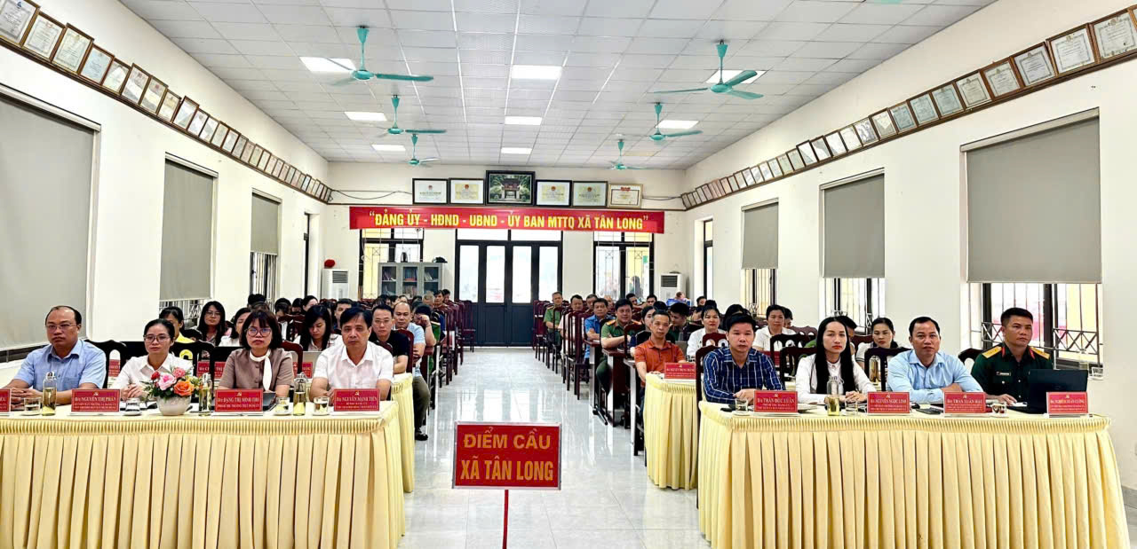 Xã Tân Long kết nối Hội nghị trực tuyến nghiên cứu, học tập, quán triệt và triển khai thực hiện Nghị quyết Hội nghị lần thứ ba BCH Trung ương Đảng khóa XIV