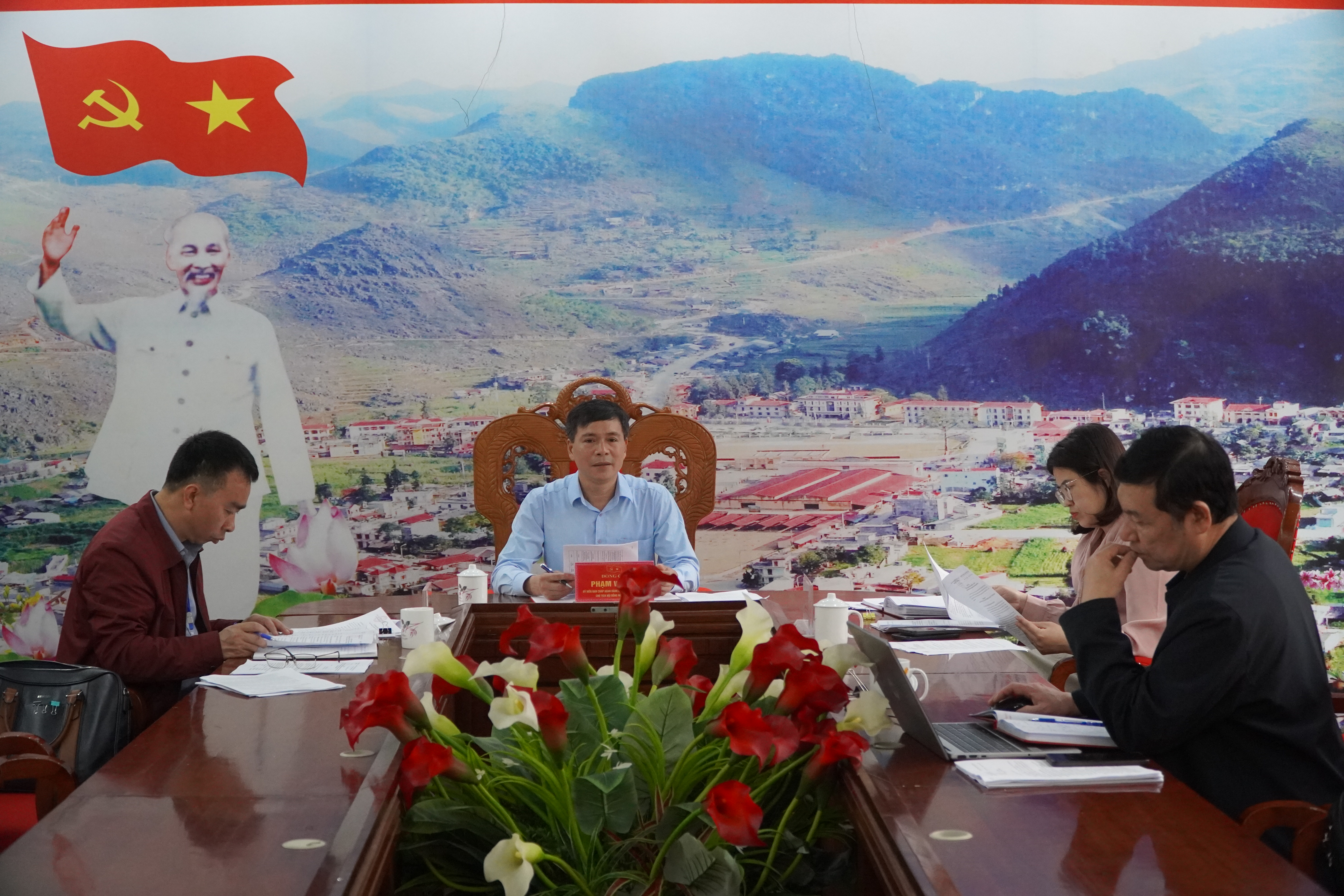 Thường trực Đảng ủy xã Mèo Vạc tổ chức phiên họp tháng 3 năm 2026