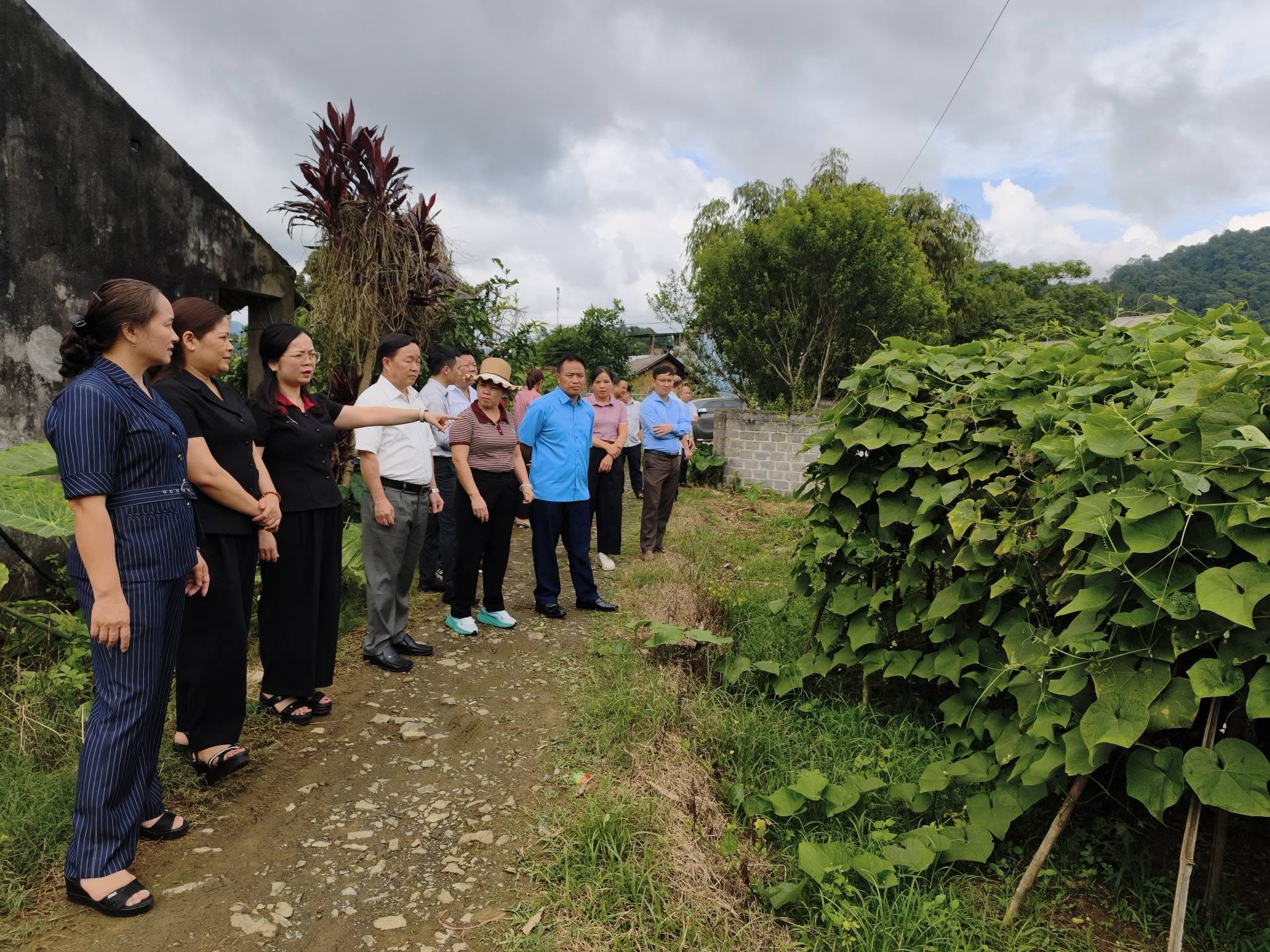 Cụm thi đua số 2 đã tổ chức Hội nghị Giao ước thi đua hoạt động công tác tuyên giáo và dân vận cấp xã năm 2026
