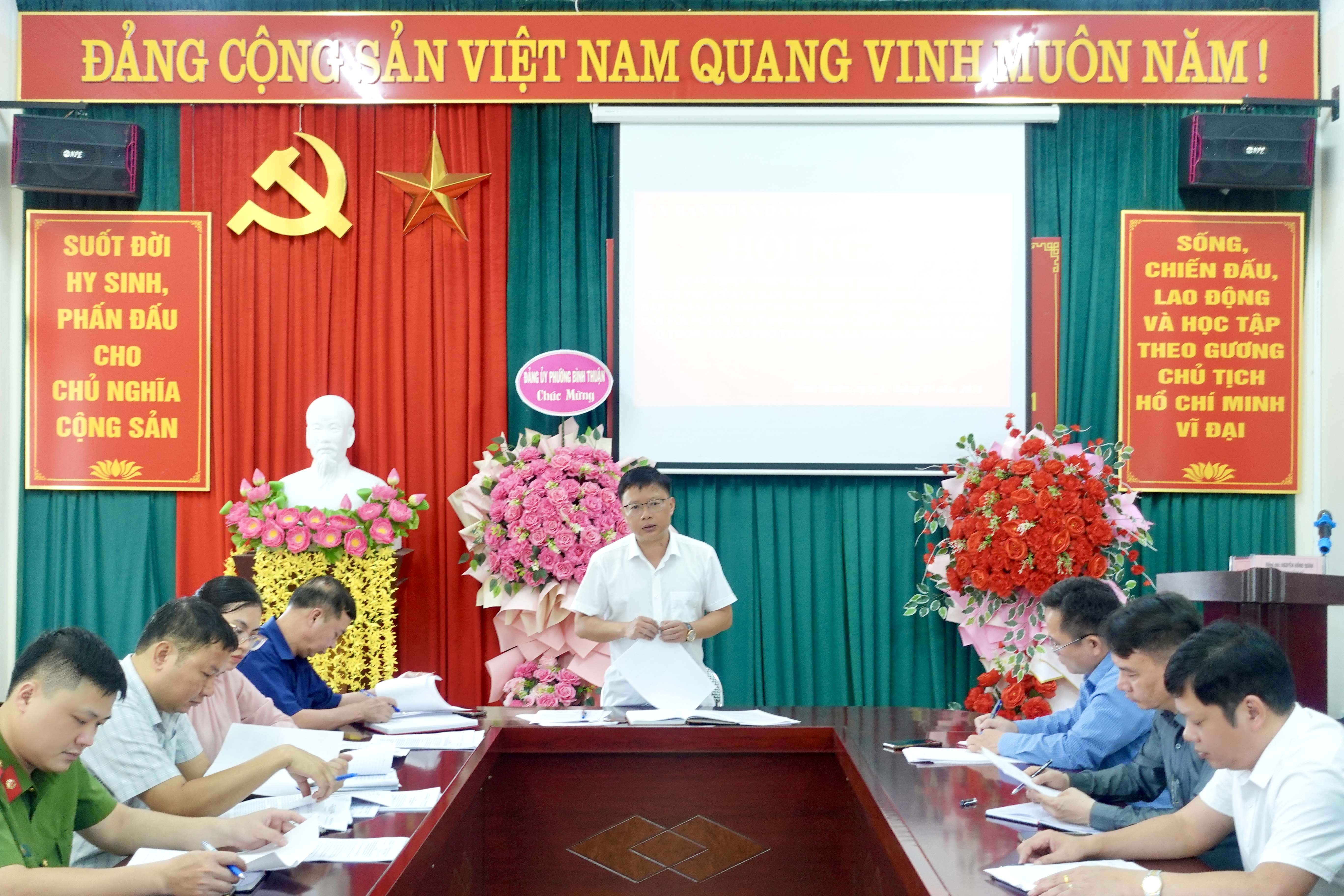 Hội nghị quán triệt các văn bản về sắp xếp thôn, tổ dân phố và bố trí, sử dụng, thực hiện chế độ, chính sách đối với người hoạt động không chuyên trách 
