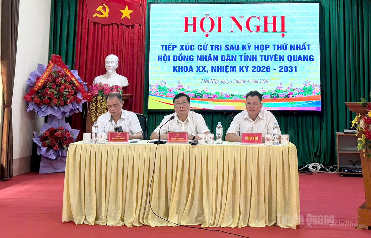 Trưởng Ban Nội chính Tỉnh ủy Phùng Tiến Quân tiếp xúc cử tri các xã Bằng Hành, Liên Hiệp