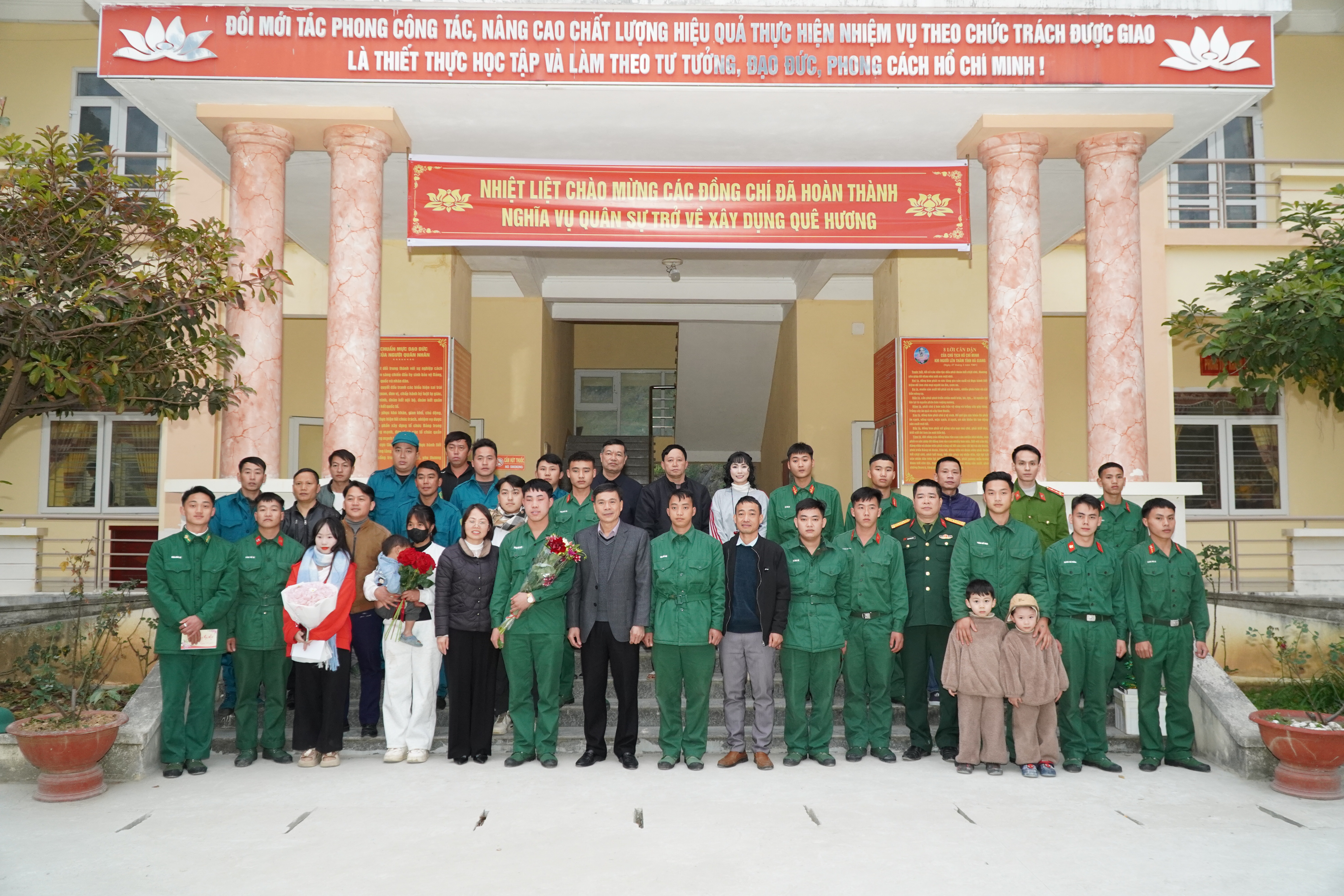 Xã Mèo Vạc tổ chức tiếp nhận, gặp mặt quân nhân hoàn thành nghĩa vụ quân sự năm 2026