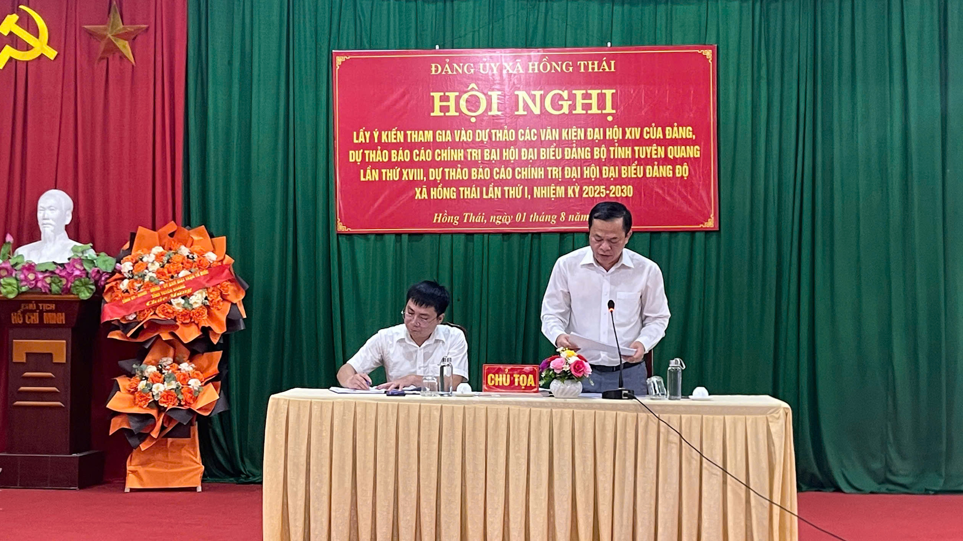 Xã Hồng thái tổ chức Hội nghị cán bộ chủ chốt cho ý kiến vào Dự thảo Văn kiện Đại hội đại biểu Đảng bộ các cấp