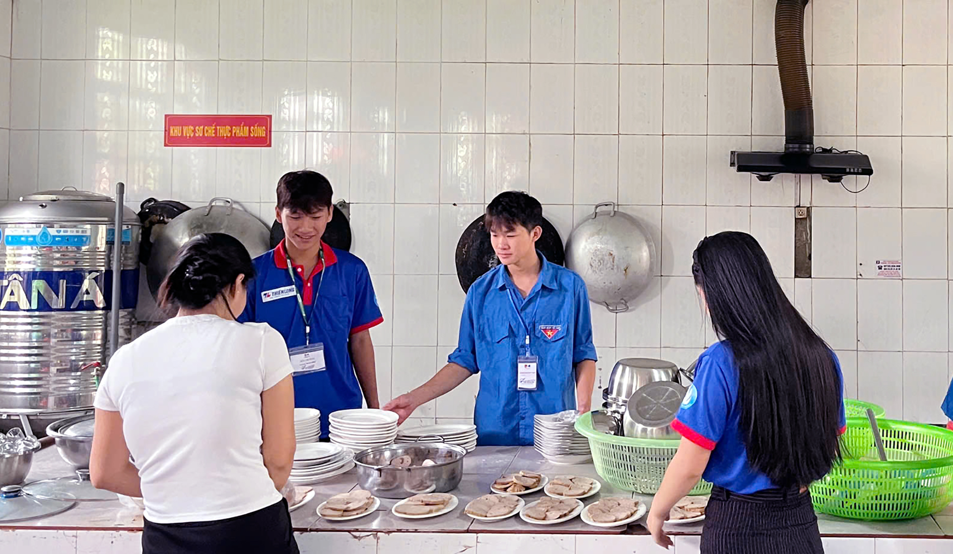 Những suất cơm “0 đồng” tiếp sức thí sinh tham dự Kỳ thi tốt nghiệp THPT năm 2026