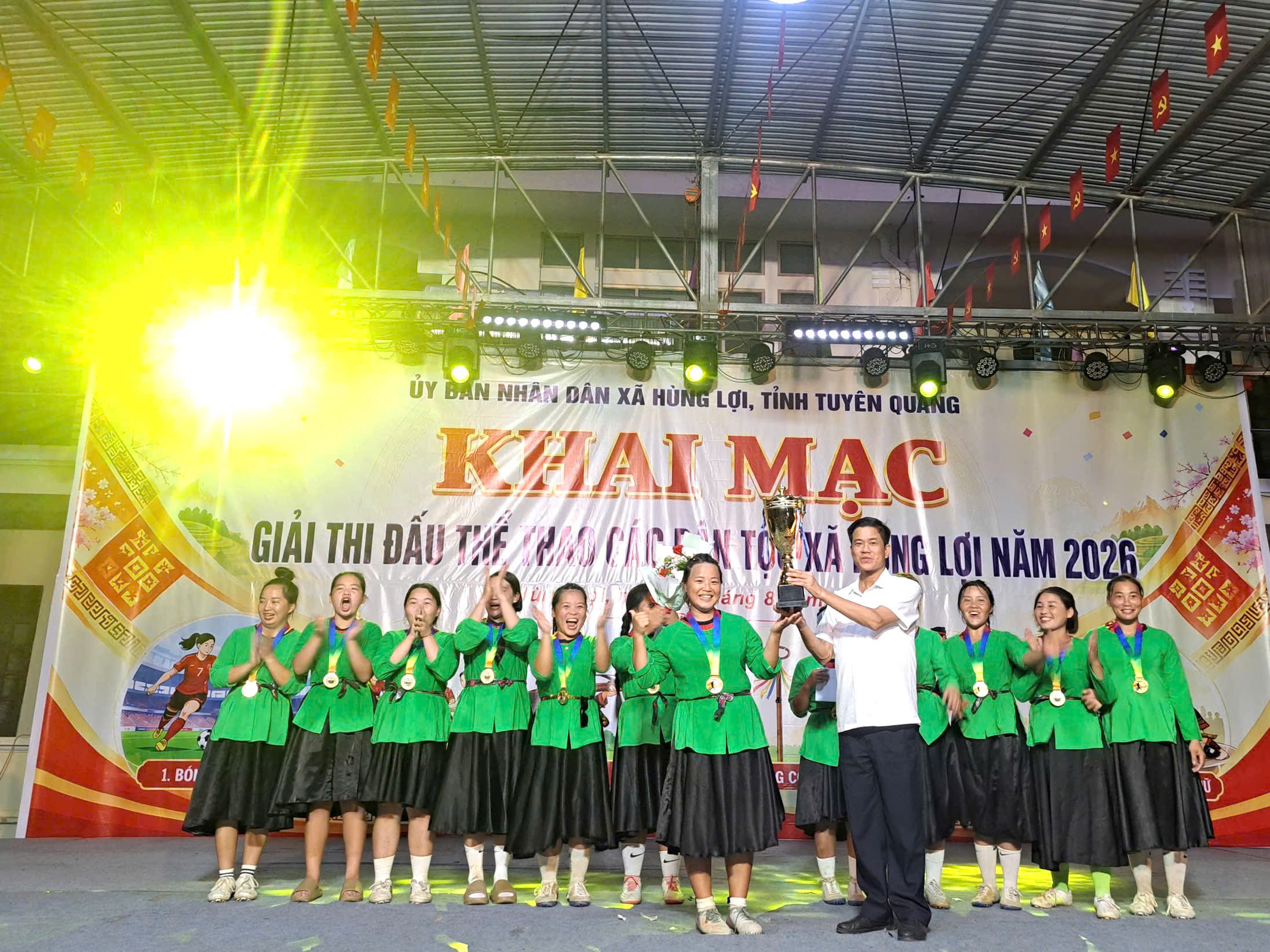 Hùng Lợi Bế mạc Giải thi đấu thể thao các dân tộc năm 2026
