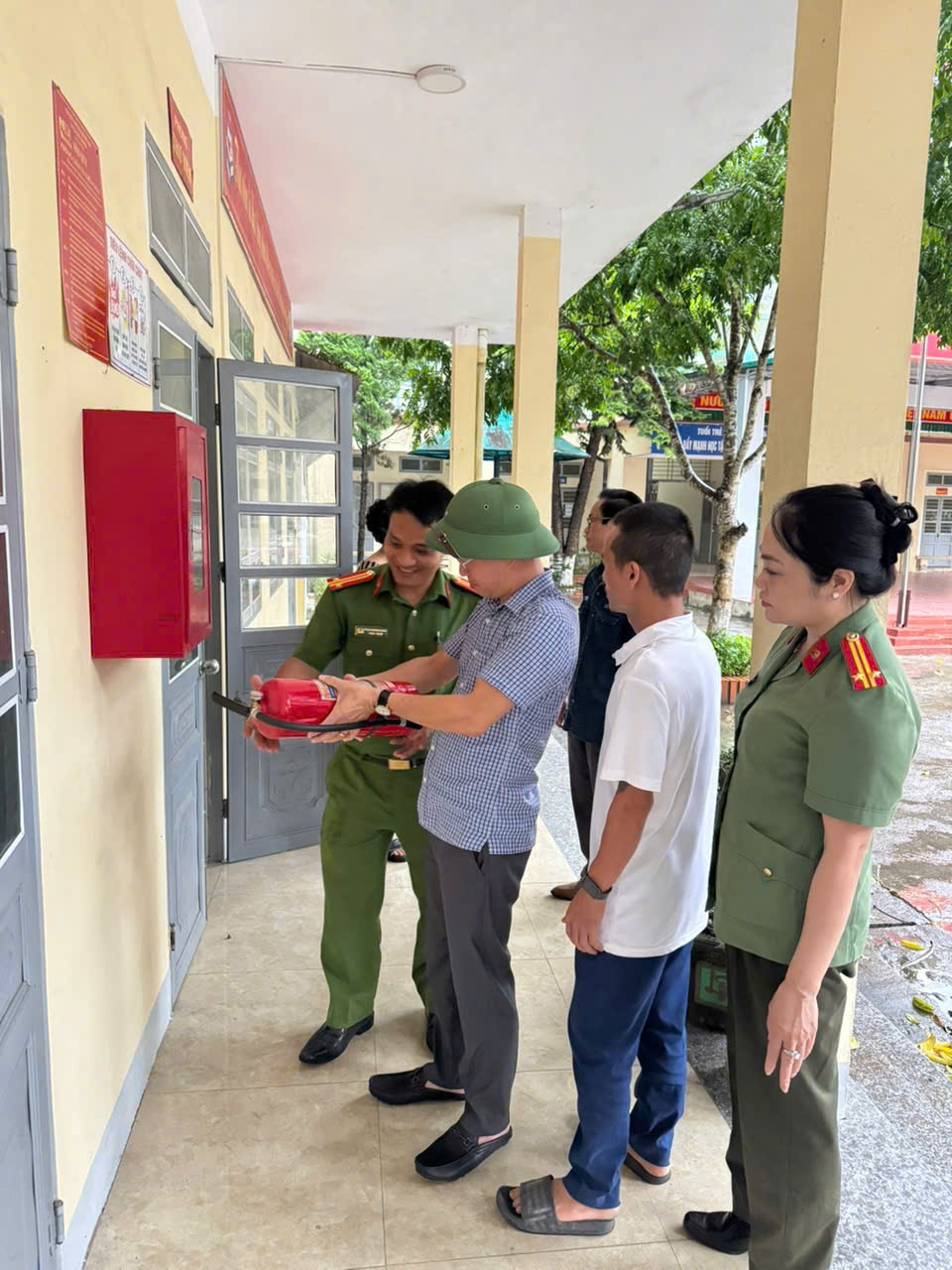 KIỂM TRA CÔNG TÁC BẢO ĐẢM AN NINH, AN TOÀN TRƯỚC KỲ THI TỐT NGHIỆP THPT NĂM 2026