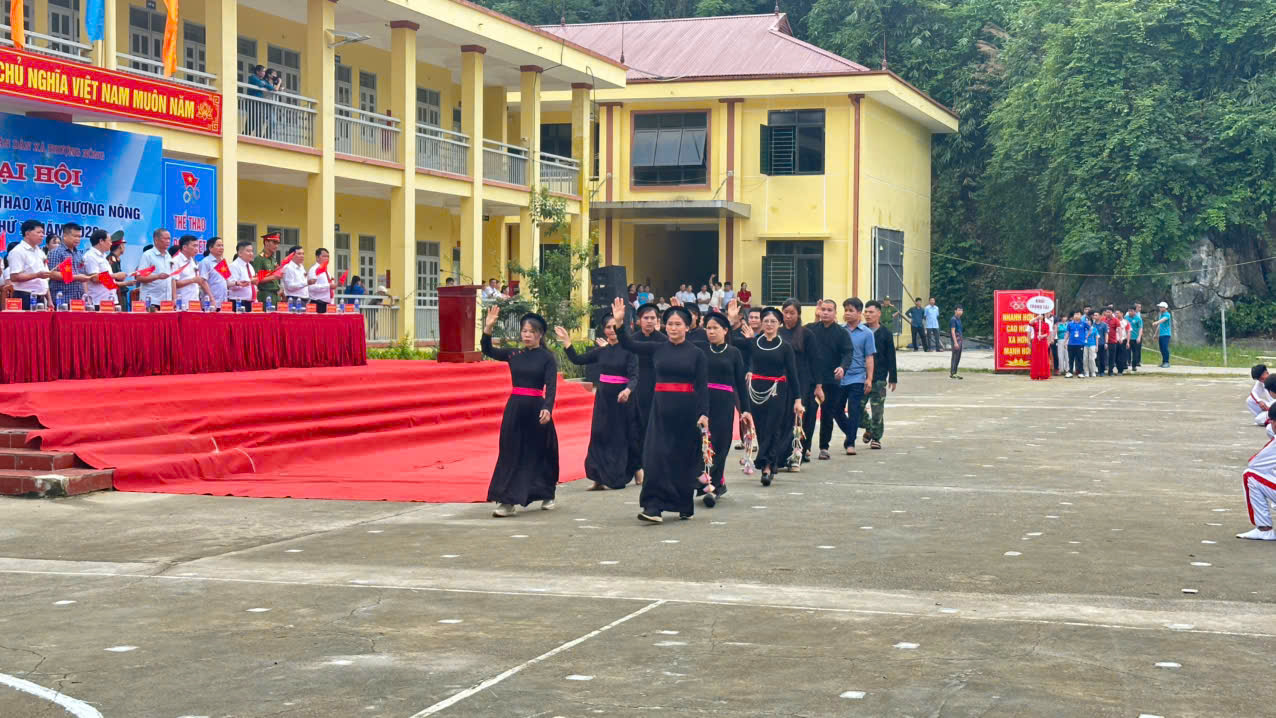 dai hoi 9.jpg
