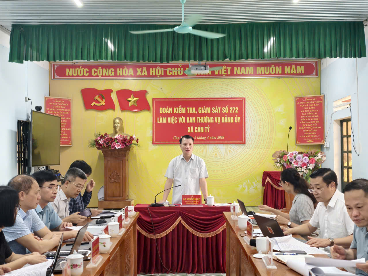 Đoàn kiểm tra, giám sát của tỉnh làm việc tại xã Cán Tỷ