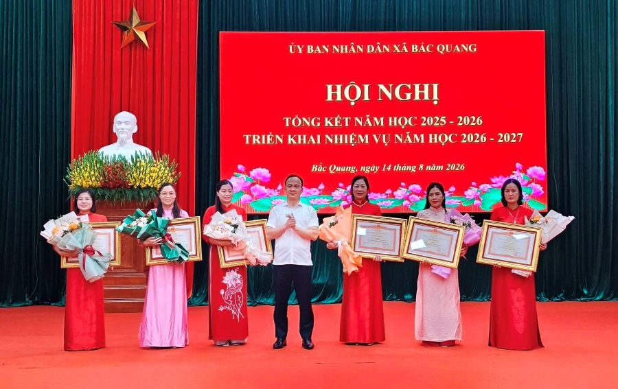 Bắc quang tổng kết năm học 2025-2026, triển khai nhiệm vụ năm học 2026-2027