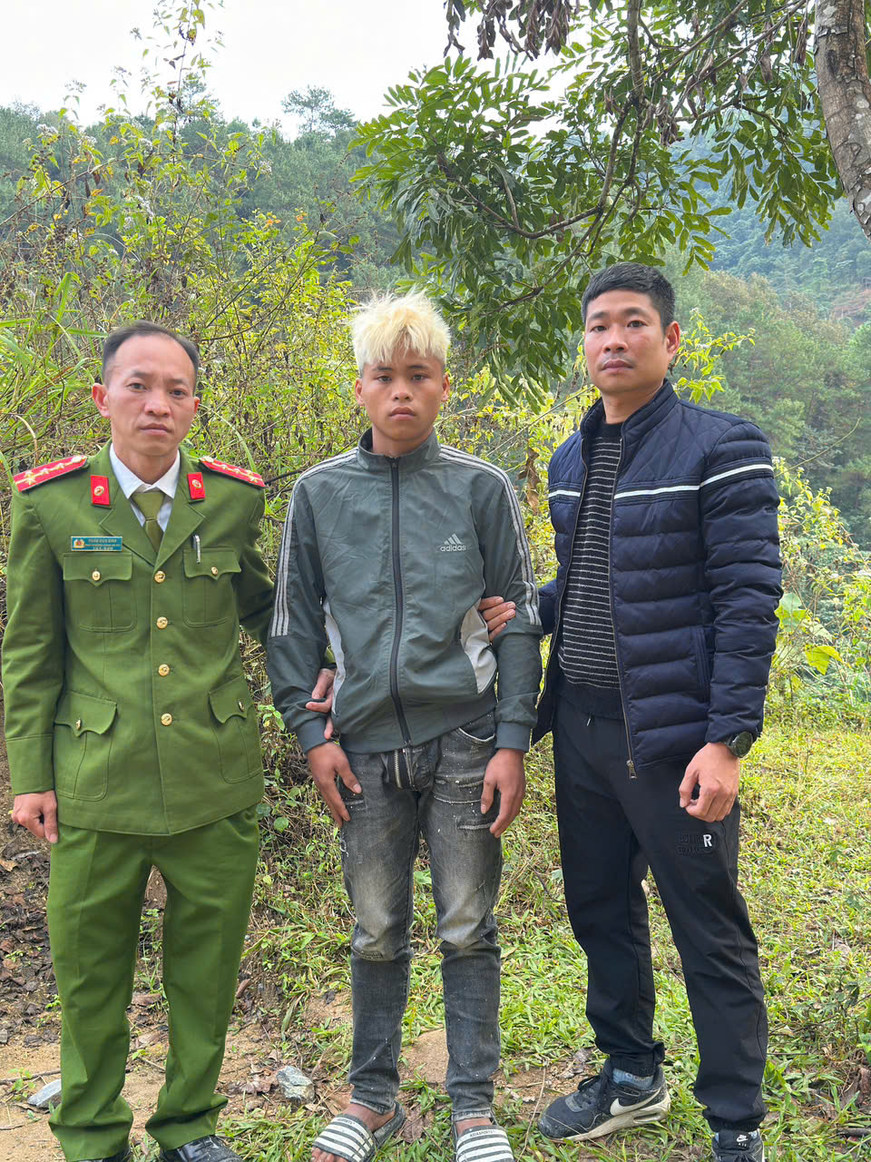 KỊP THỜI  BẮT GIỮ ĐỐI TƯỢNG TRỘM CẮP XE MÁY 