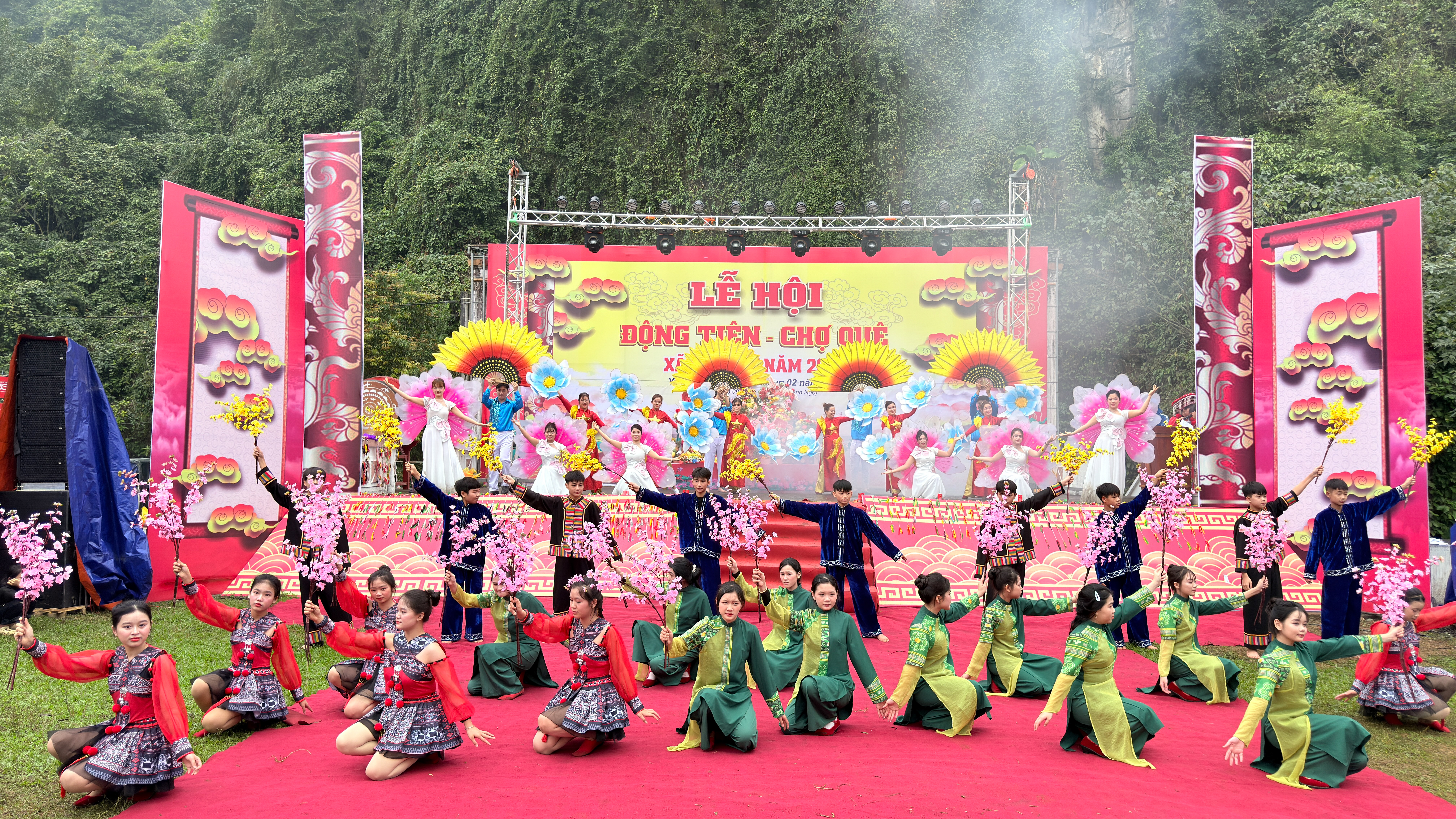 XÃ YÊN PHÚ TỔ CHỨC THÀNH CÔNG LỄ HỘI ĐỘNG TIÊN - CHỢ QUÊ NĂM 2026