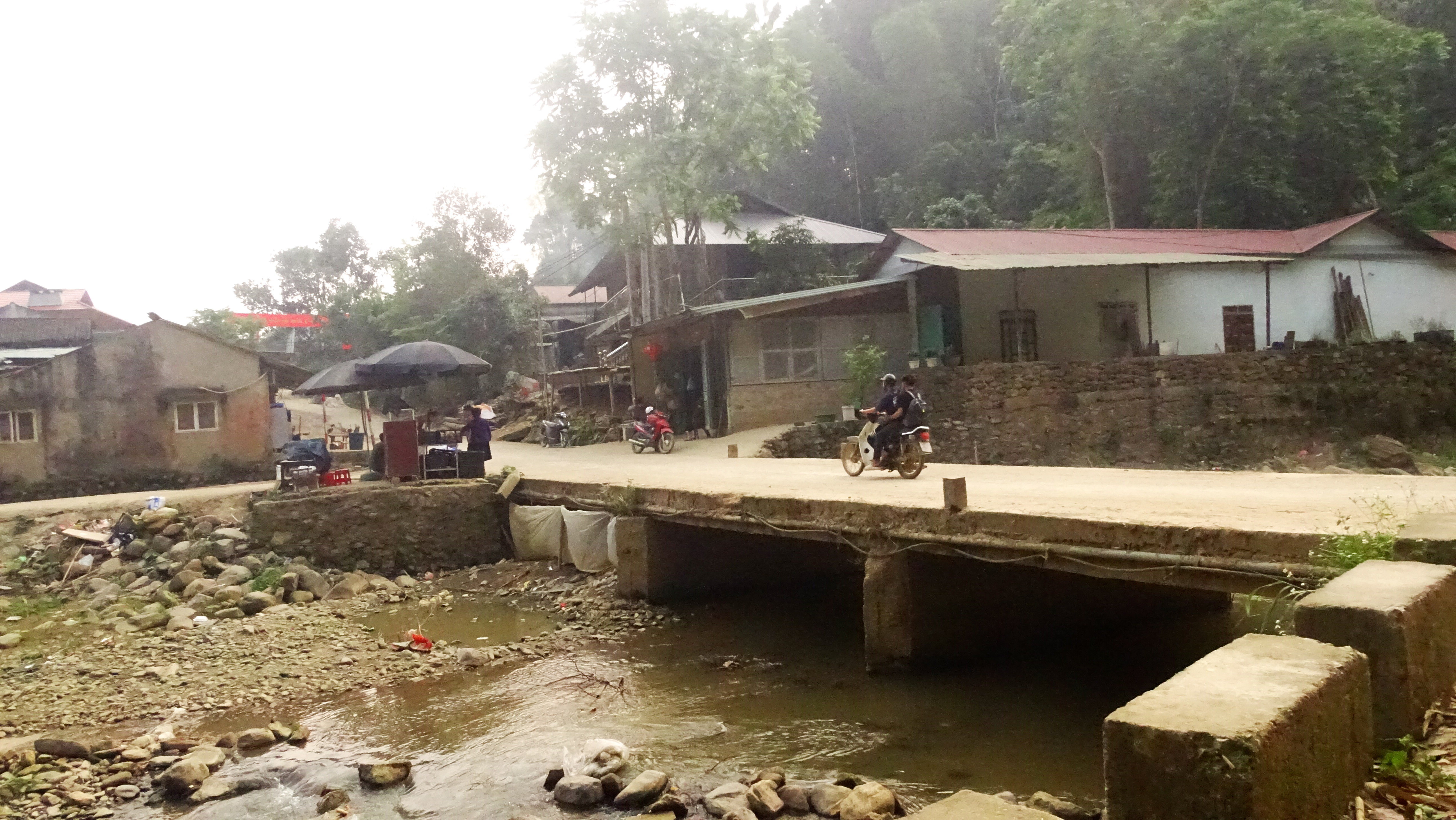 Tình trạng ô nhiễm môi trường và những hệ lụy đến sức khỏe cộng đồng