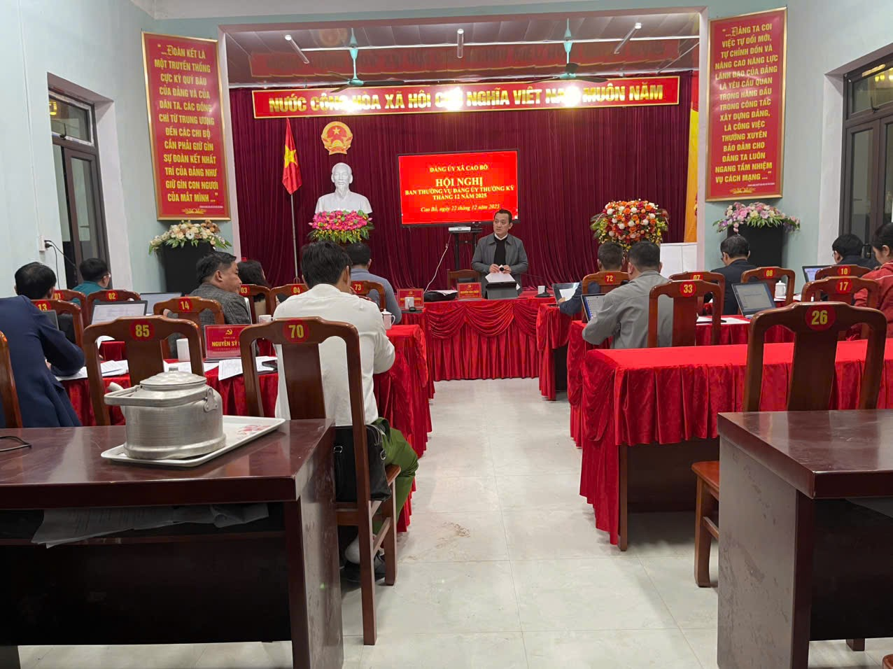 Hội nghị Ban thường vụ Đảng ủy xã Cao Bồ thường kỳ tháng 12