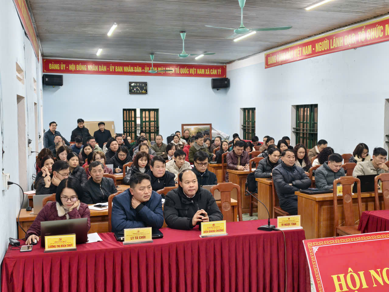 XÃ CÁN TỶ THAM DỰ HỘI NGHỊ TẬP HUẤN NGHIỆP VỤ CÔNG TÁC BẦU CỬ ĐẠI BIỂU QUỐC HỘI KHÓA XVI VÀ ĐẠI BIỂU HĐND CÁC CẤP