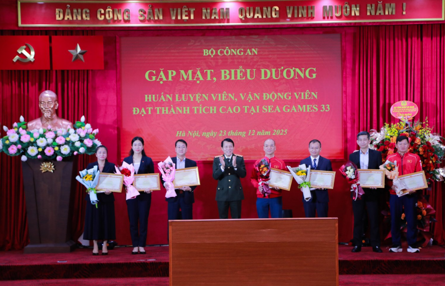 VINH DANH HUẤN LUYỆN VIÊN, VẬN ĐỘNG VIÊN THỂ THAO CÔNG AN NHÂN DÂN ĐẠT THÀNH TÍCH CAO TẠI SEA GAMES 33
