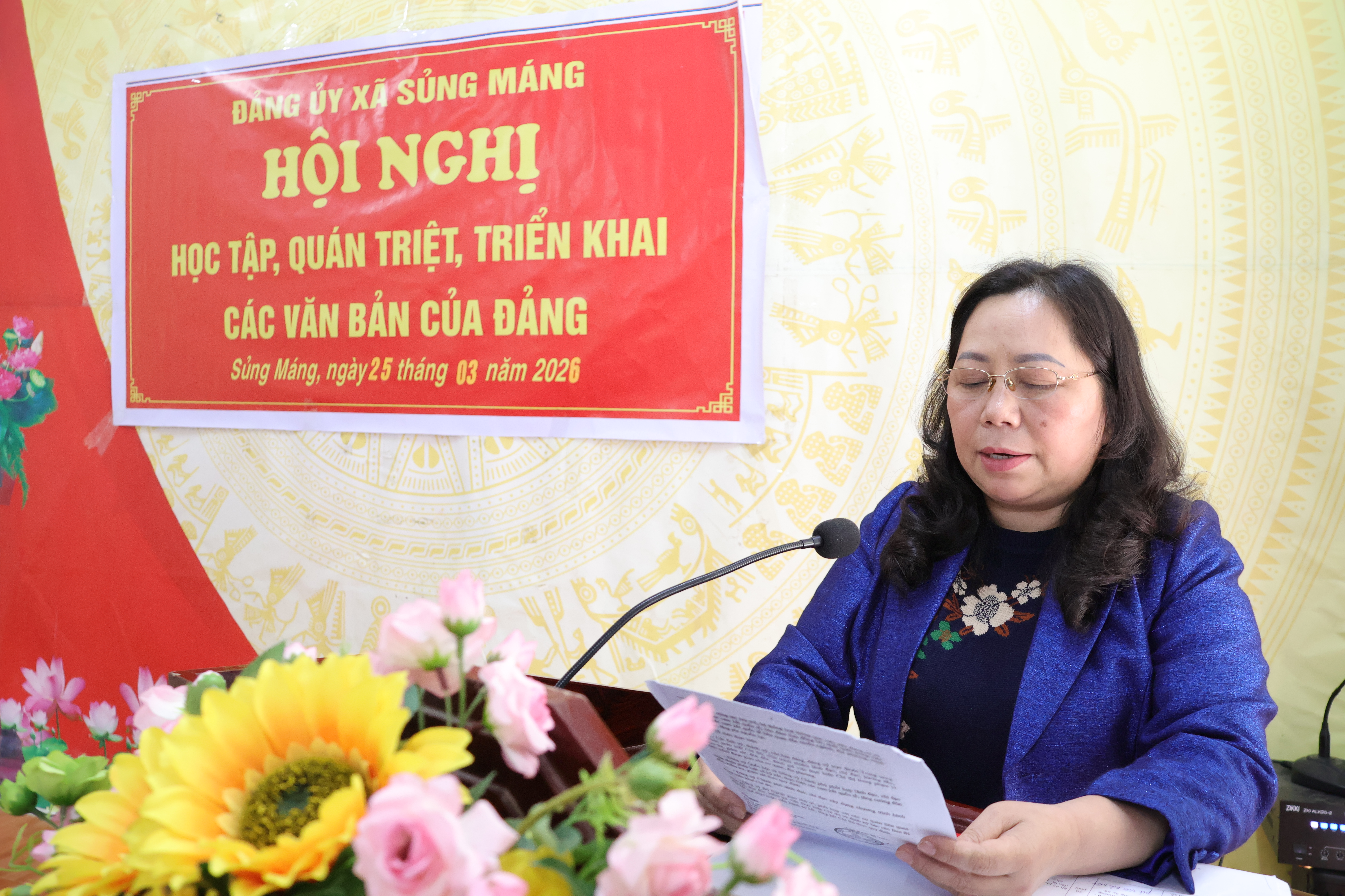 Sủng Máng quán triệt các văn bản mới của Trung ương và tỉnh, tăng cường thống nhất trong toàn hệ thống chính trị