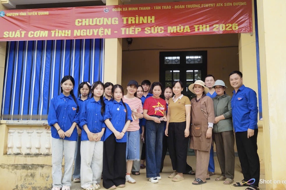 Minh Thanh: Hàng trăm màu áo xanh tiếp sức mùa thi tốt nghiệp THPT năm 2026