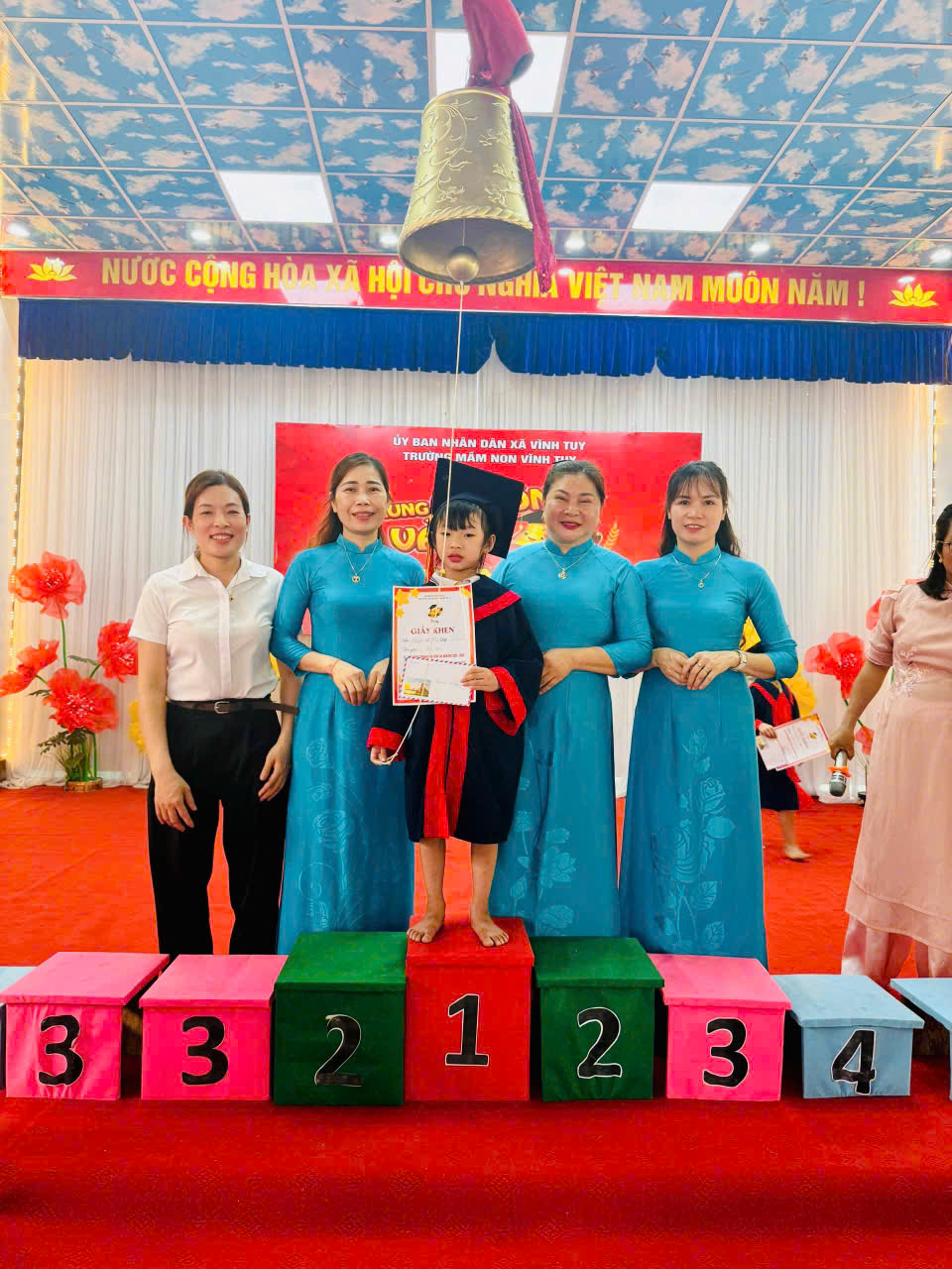 MN Vtuy giải 1.jpg