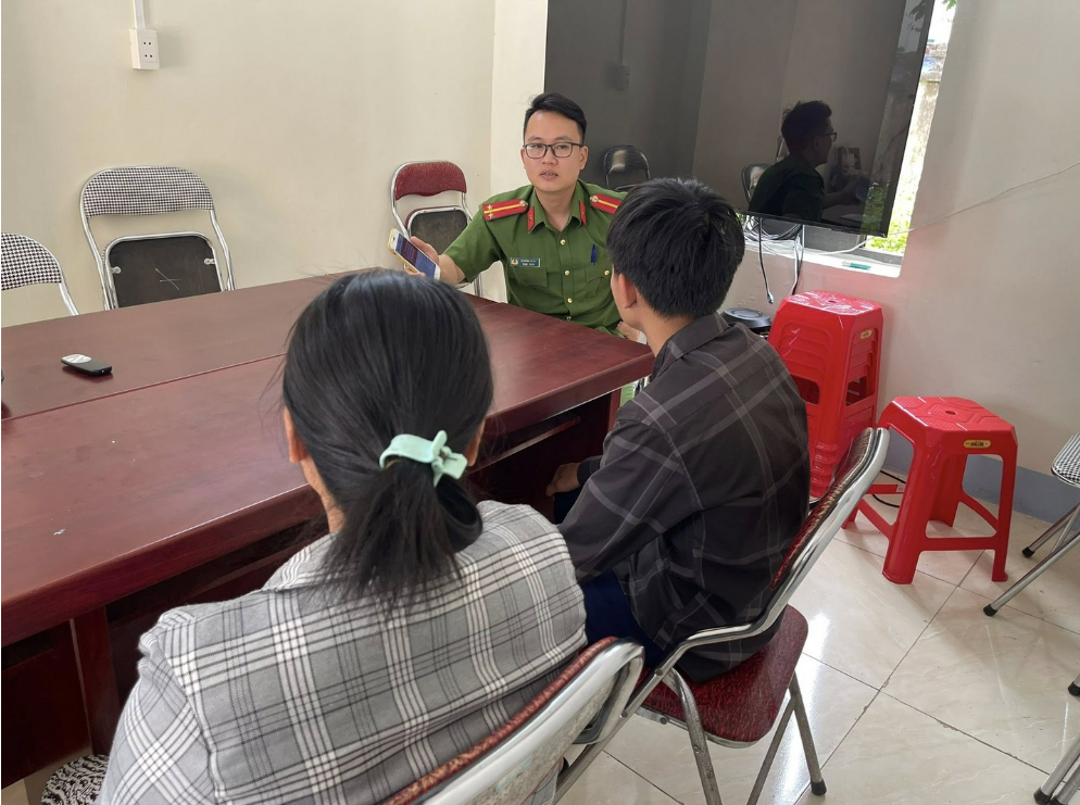 KỊP THỜI NGĂN CHẶN THỦ ĐOẠN LỪA ĐẢO “VIỆC NHẸ, LƯƠNG CAO” NHẮM VÀO TRẺ VỊ THÀNH NIÊN