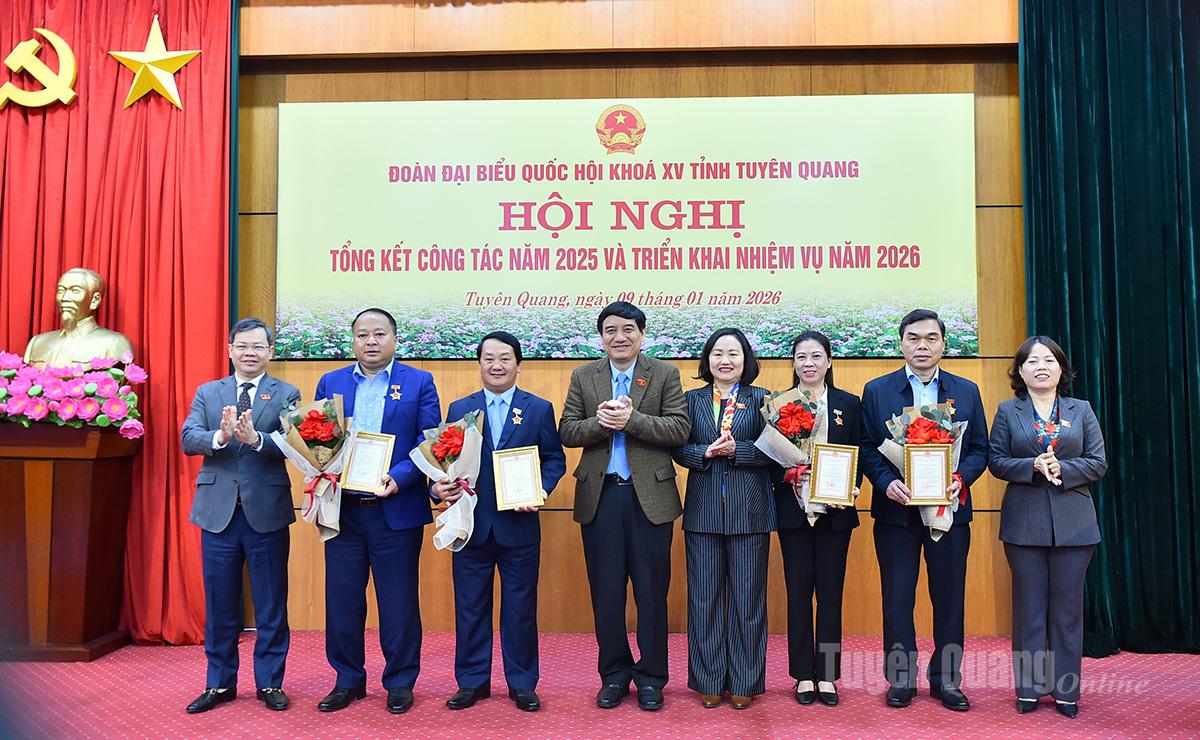 Đoàn ĐBQH tỉnh Tuyên Quang phát huy vai trò cầu nối giữa Quốc hội với cử tri