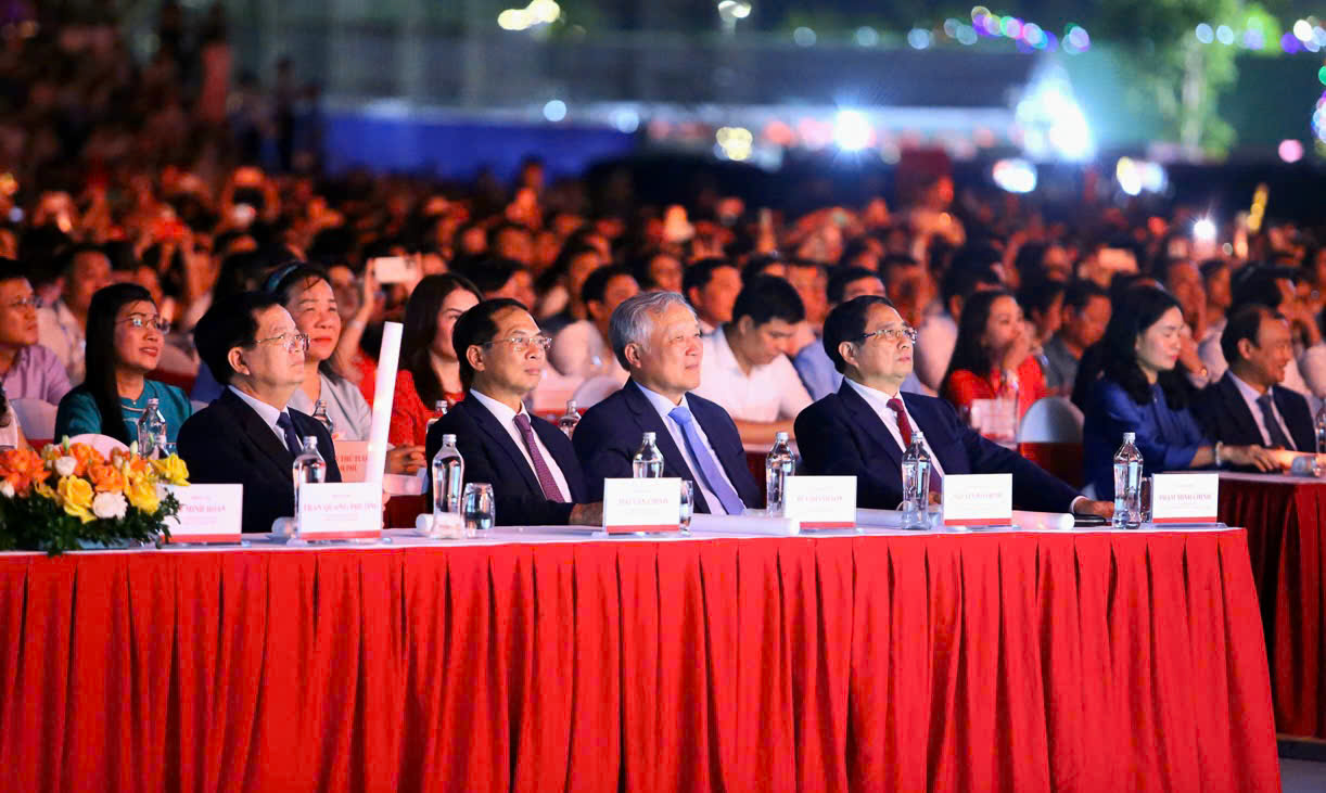 Bộ Khoa học và Công nghệ vinh dự nhận Bằng khen của Thủ tướng tại Triển lãm thành tựu đất nước
