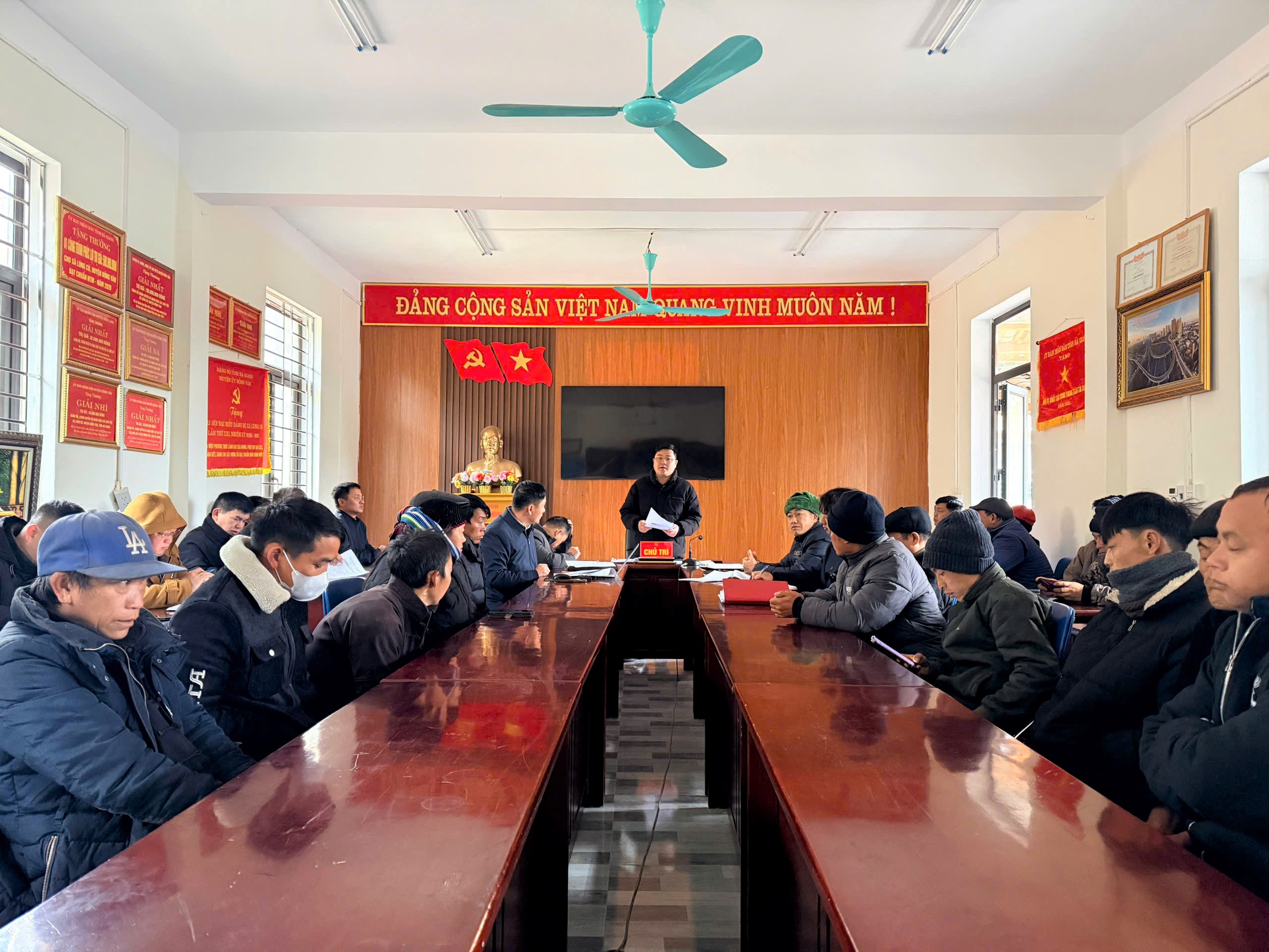 ĐẢM BẢO QUYỀN LỢI NGƯỜI DÂN TRONG DỰ ÁN XÂY DỰNG TRƯỜNG NỘI TRÚ LIÊN CẤP TẠI LŨNG CÚ