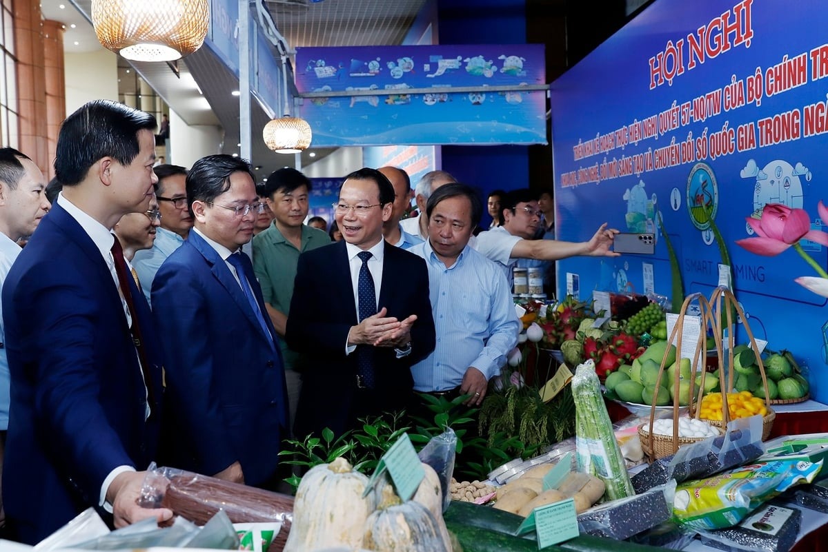 baonnmt_20250510_hoi-nghi-khcn1.jpg