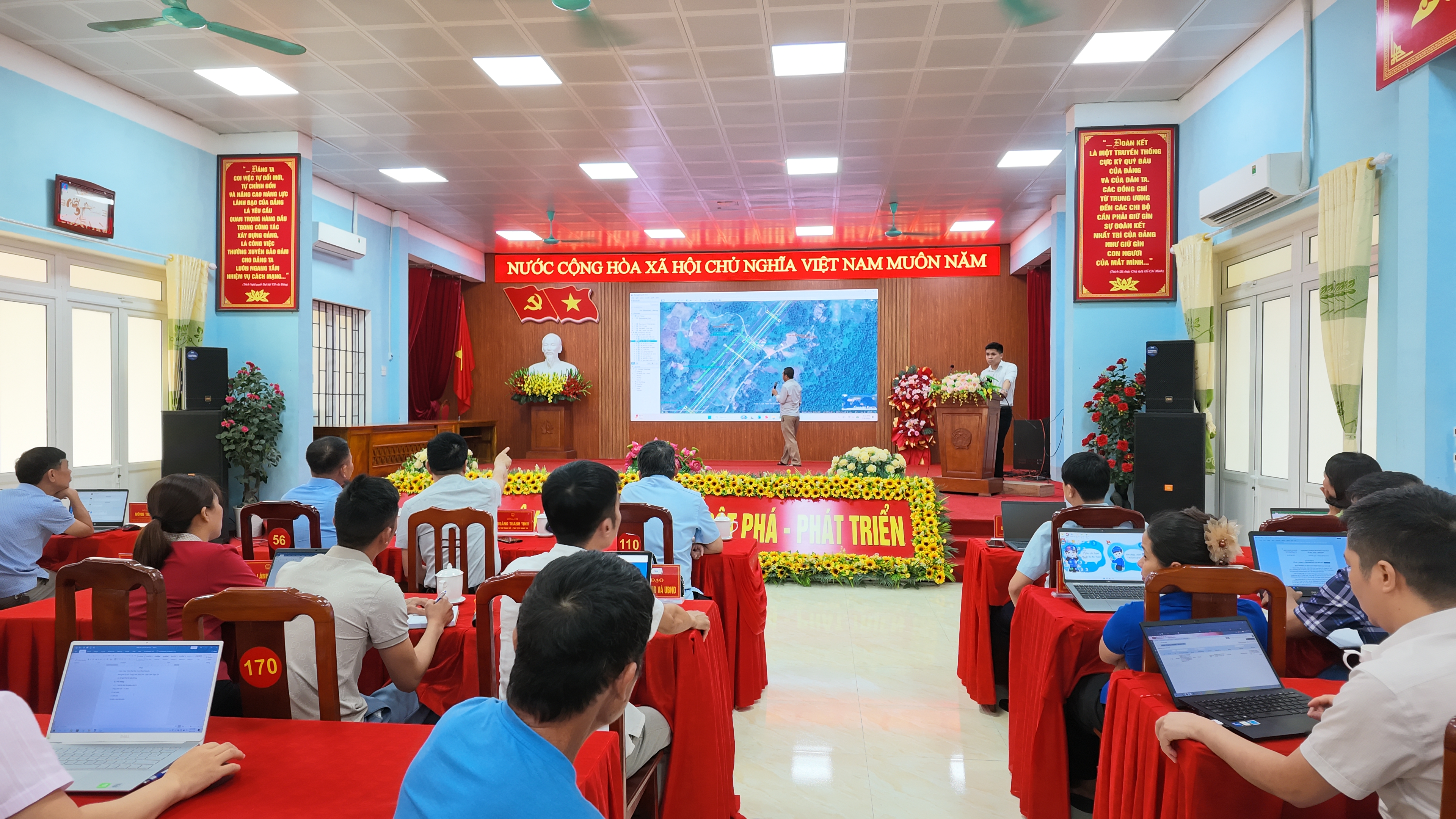 Cao tốc 6.JPG