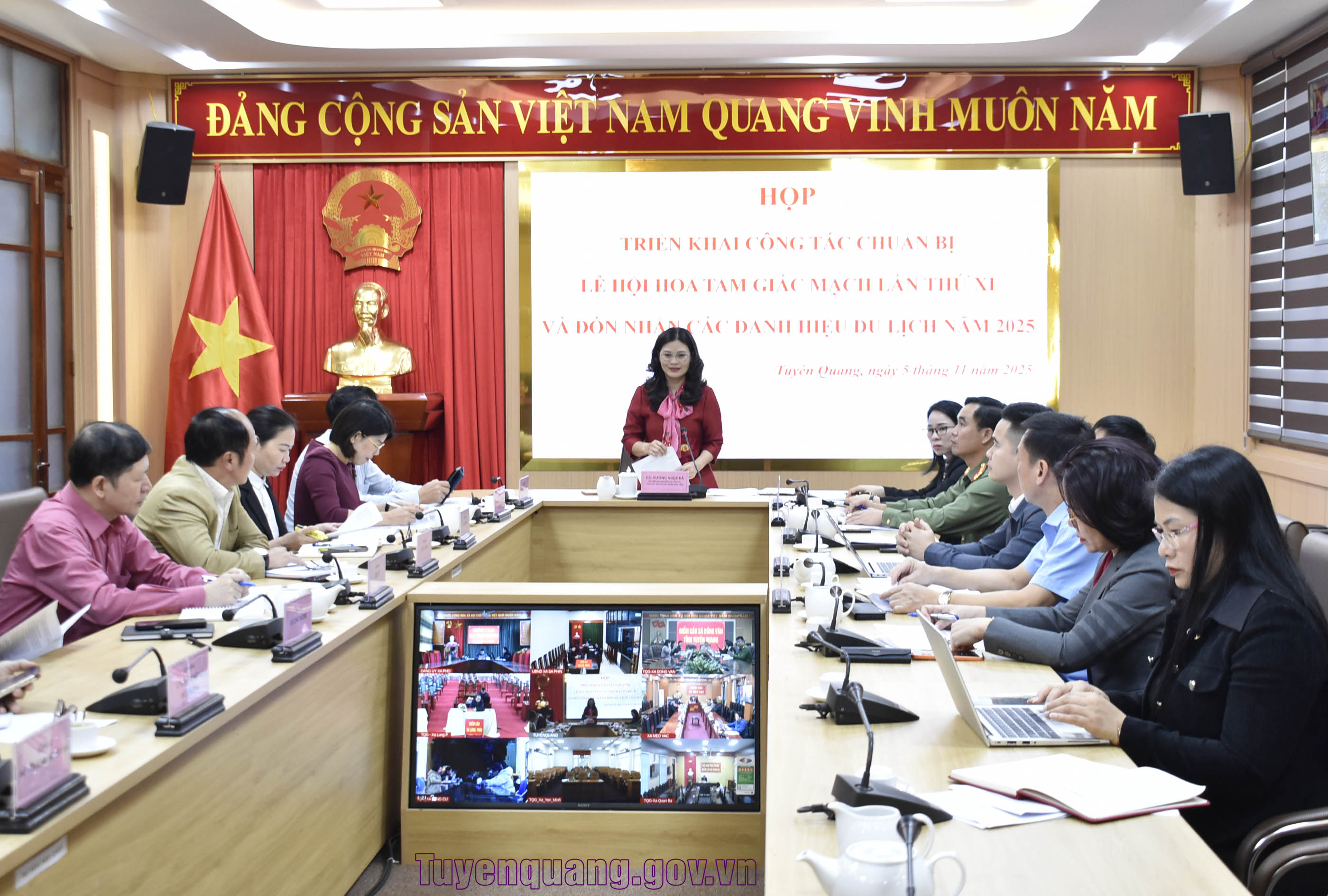 Triển khai nhiệm vụ tổ chức Lễ hội hoa Tam giác mạch lần thứ XI và đón nhận các danh hiệu du lịch năm 2025