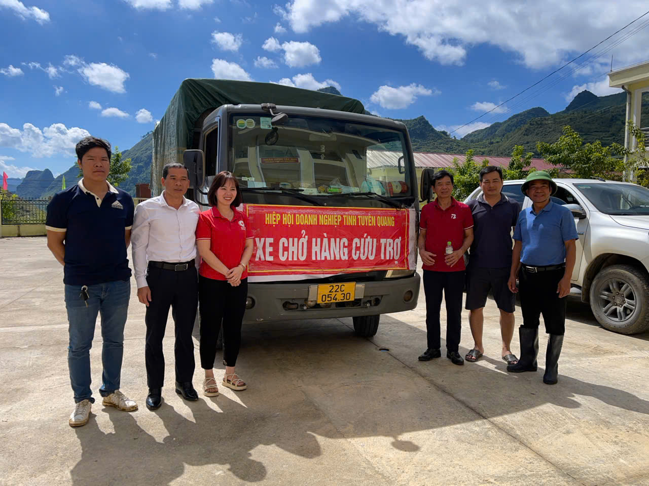 CHUNG TAY HỖ TRỢ NHÂN DÂN VƯỢT QUA KHÓ KHĂN SAU THIÊN TAI TẠI THÔN MÁ LẦU A, XÃ LŨNG CÚ, TỈNH TUYÊN QUANG.