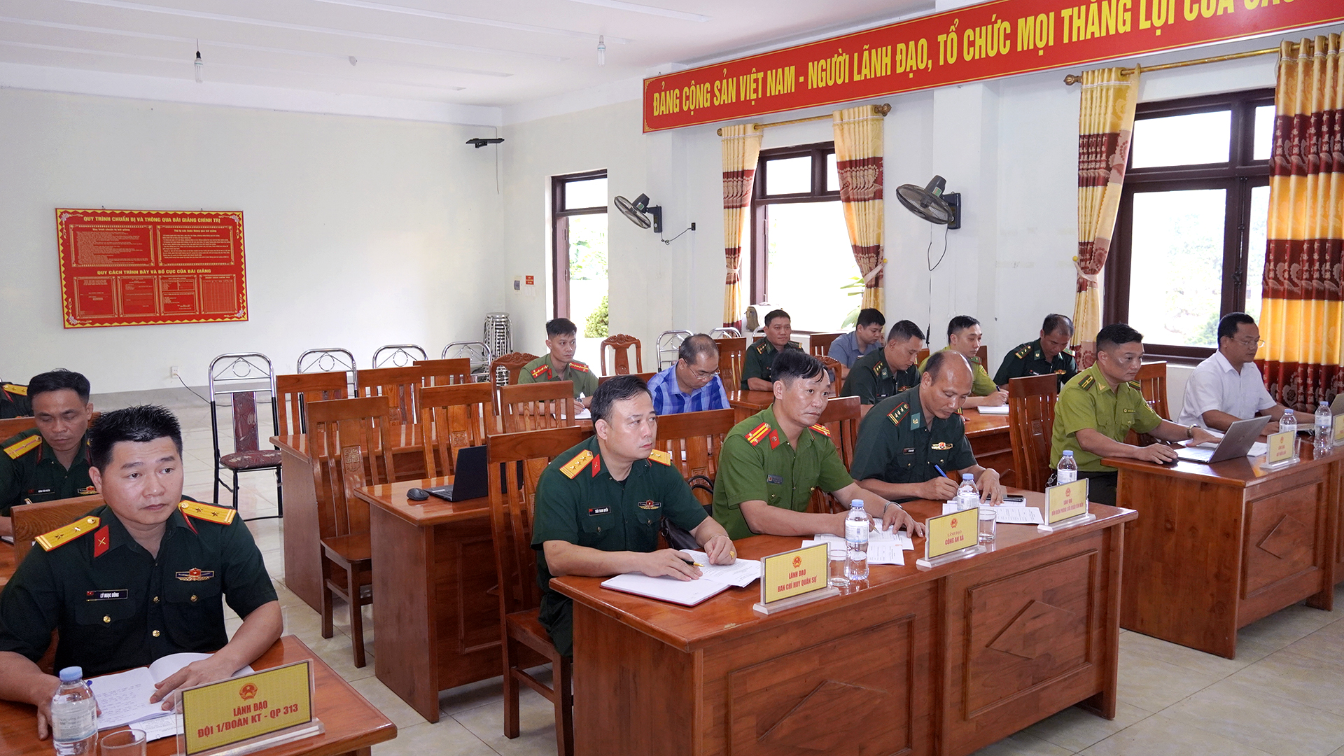 giao ban 3 lực lượng qu&yacute; 2 (1).jpg