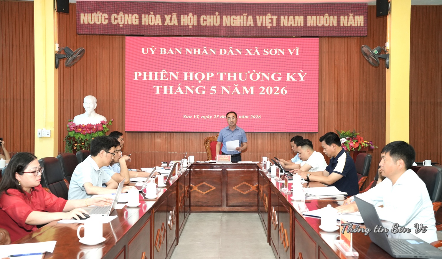 UBND xã Sơn Vĩ họp thường kỳ tháng 5, triển khai nhiệm vụ trọng tâm tháng 6 năm 2026