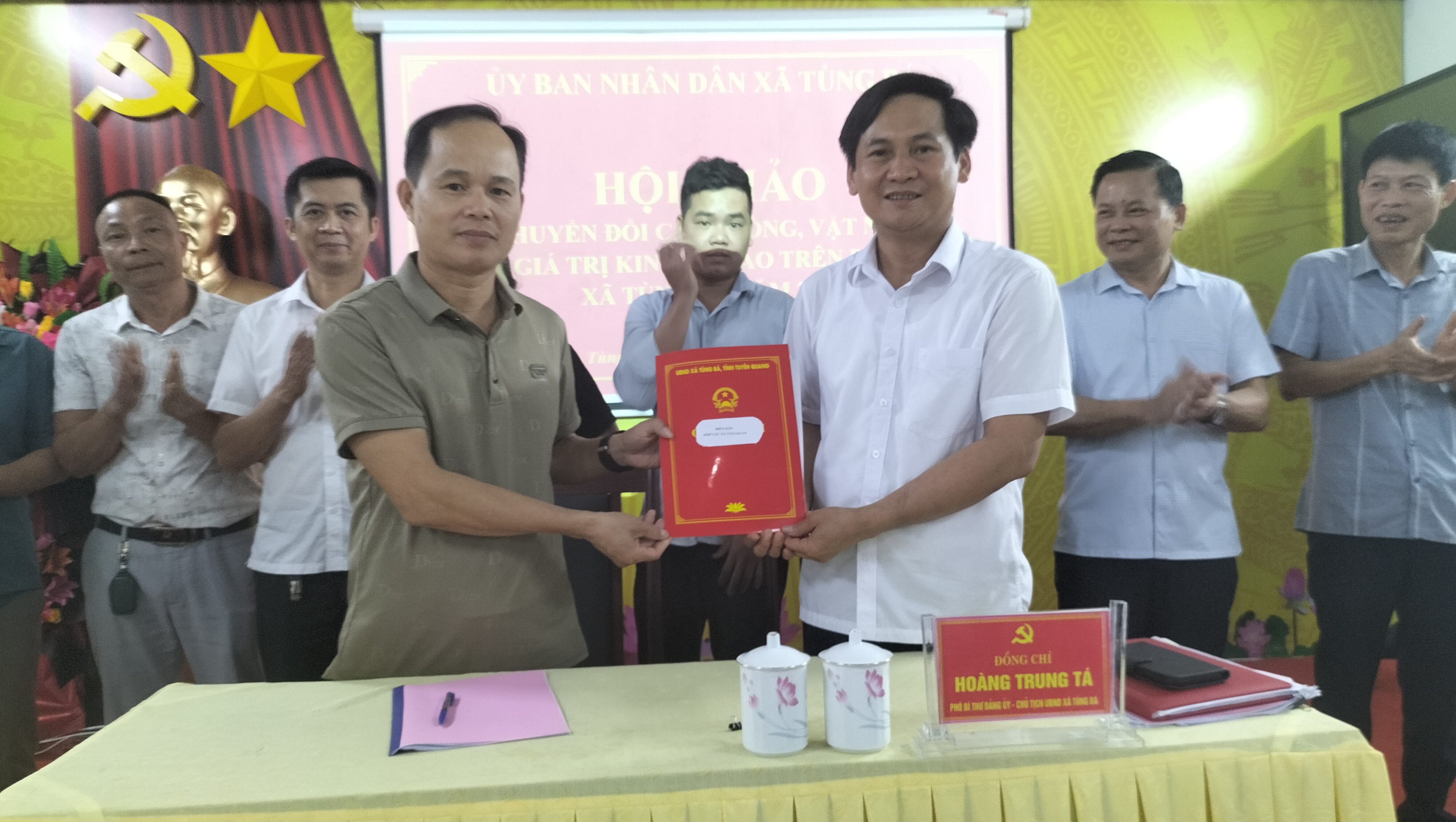 Uỷ ban nhân dân xã Tủng Bá tổ chức Hội thảo chuyển đổi cây trồng vật nuôi