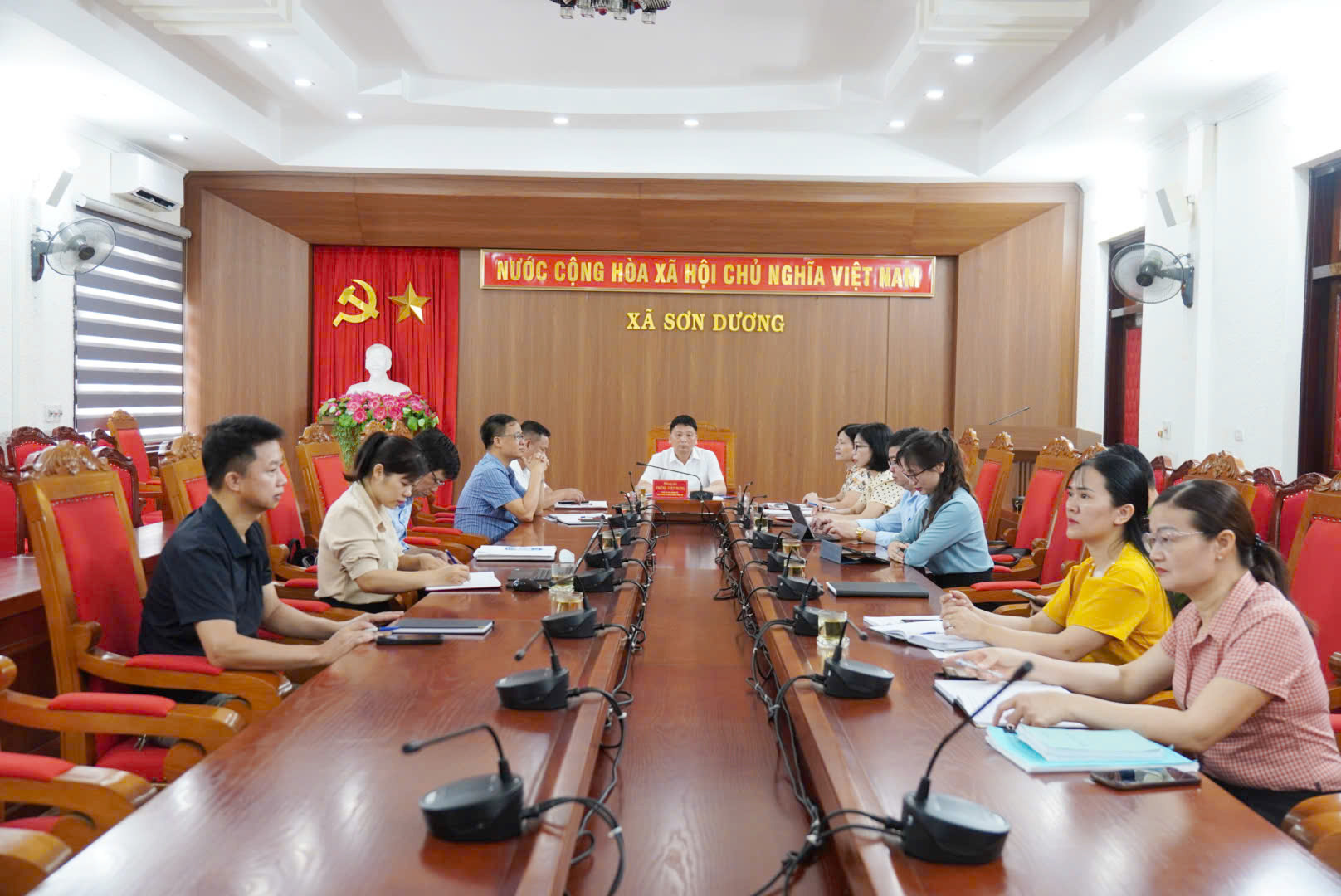 Sắp xếp thôn, tổ dân phố: Phù hợp thực tế, thắt chặt tình đoàn kết