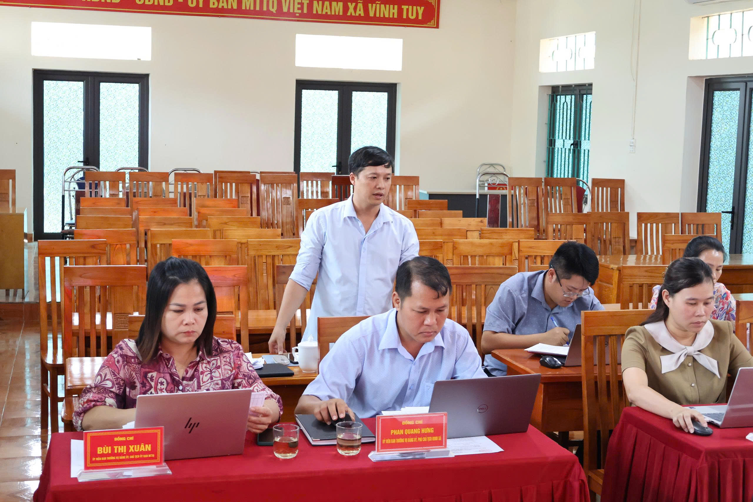 Đánh giá cb quản lý C PVH.jpg
