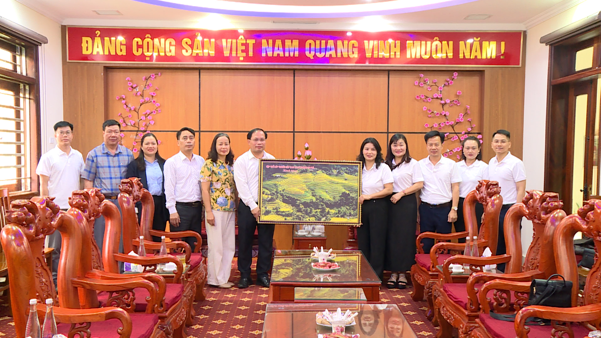 Xã Nà Hang tiếp đón đoàn nghiên cứu thực tế lớp Trung cấp lý luận chính trị B132 xã Hoàng Su Phì