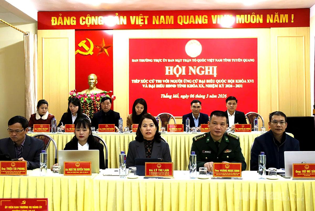 Ứng cử viên đại biểu Quốc hội và HĐND tỉnh tiếp xúc cử tri vận động bầu cử tại các địa phương